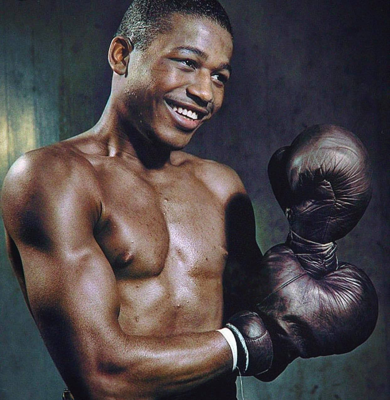 Sugar Ray Robinson, early years, muscular boxer, SD Phone Wallpaper