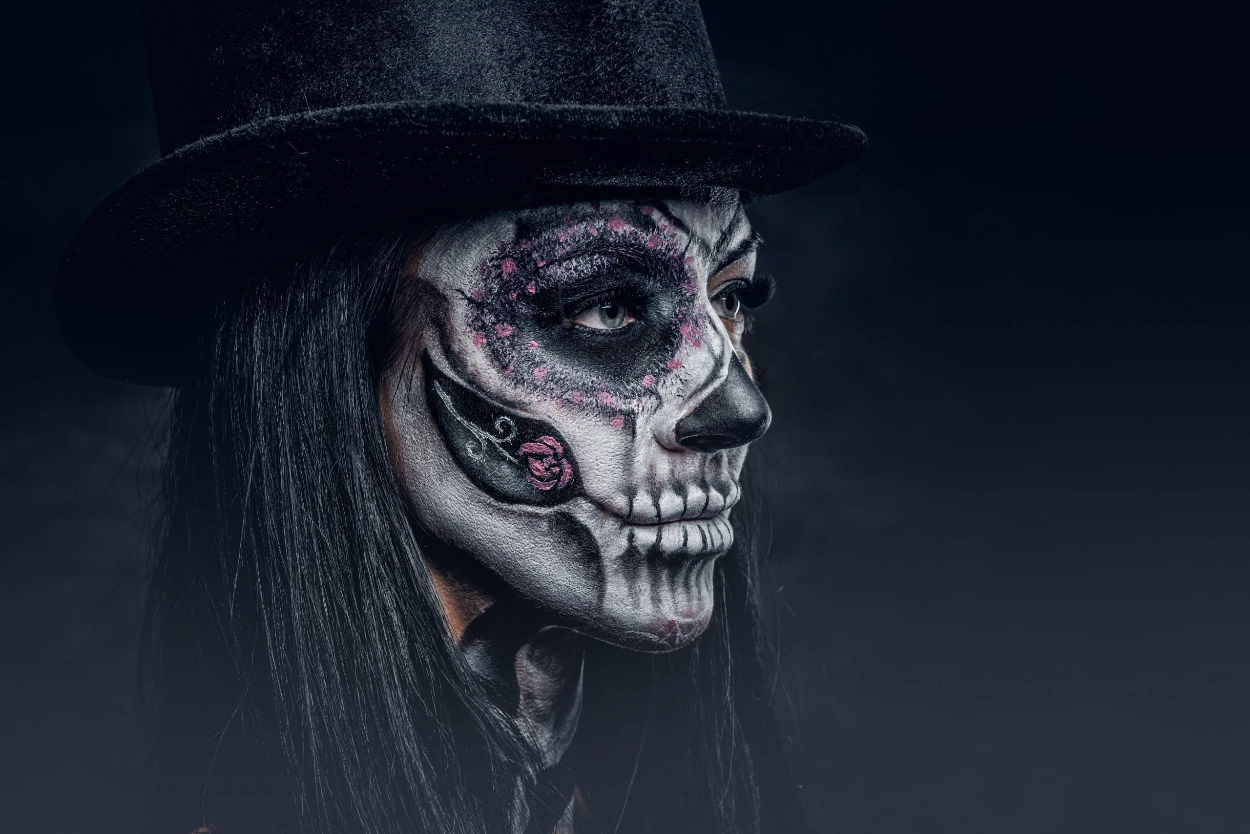 Sugar Skull Person, tophat, intricate skull makeup, 2K Desktop Wallpaper