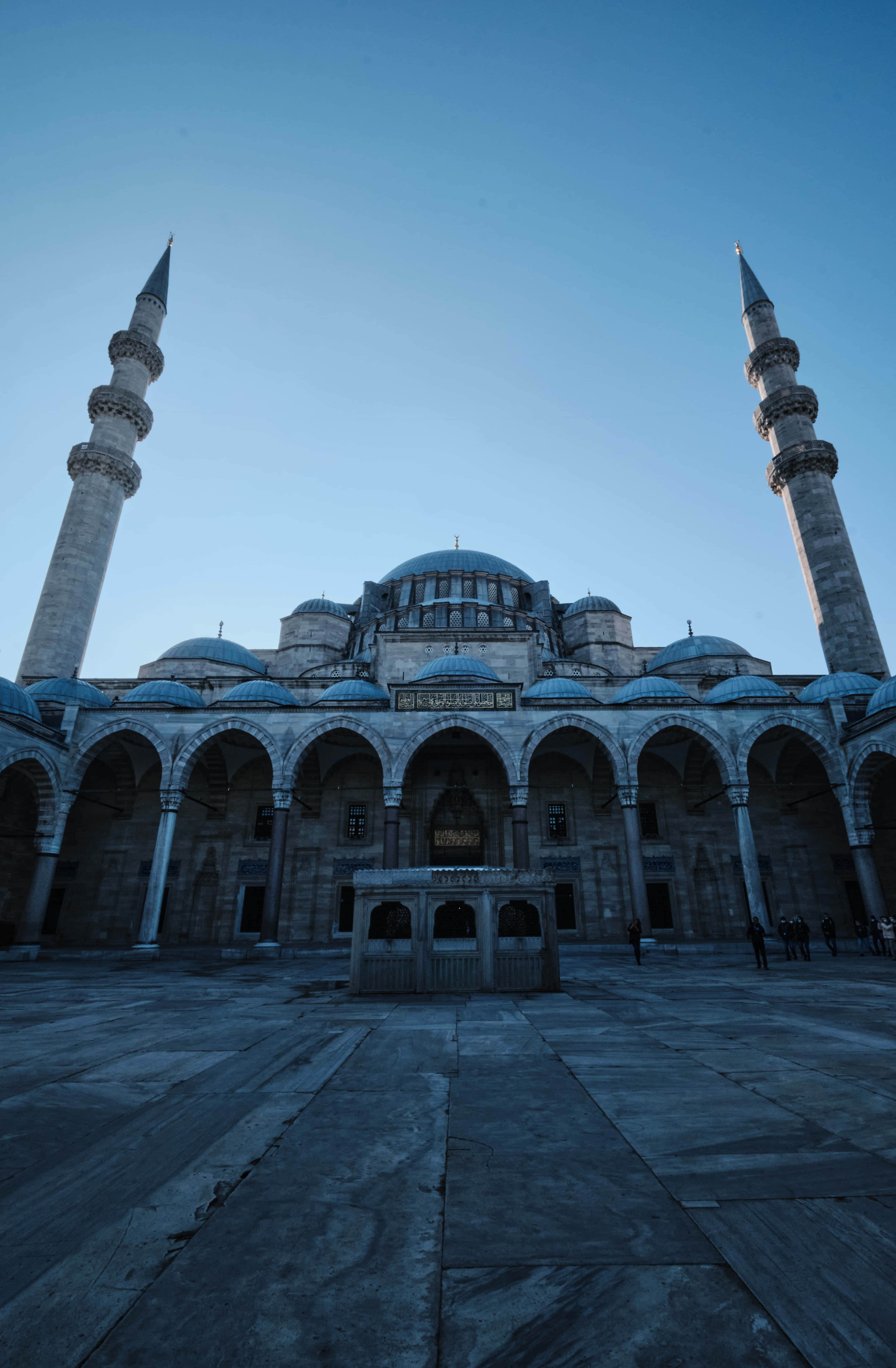 Sultan Ahmed Mosque, blue-domed, twin minarets, 5K Phone Wallpaper