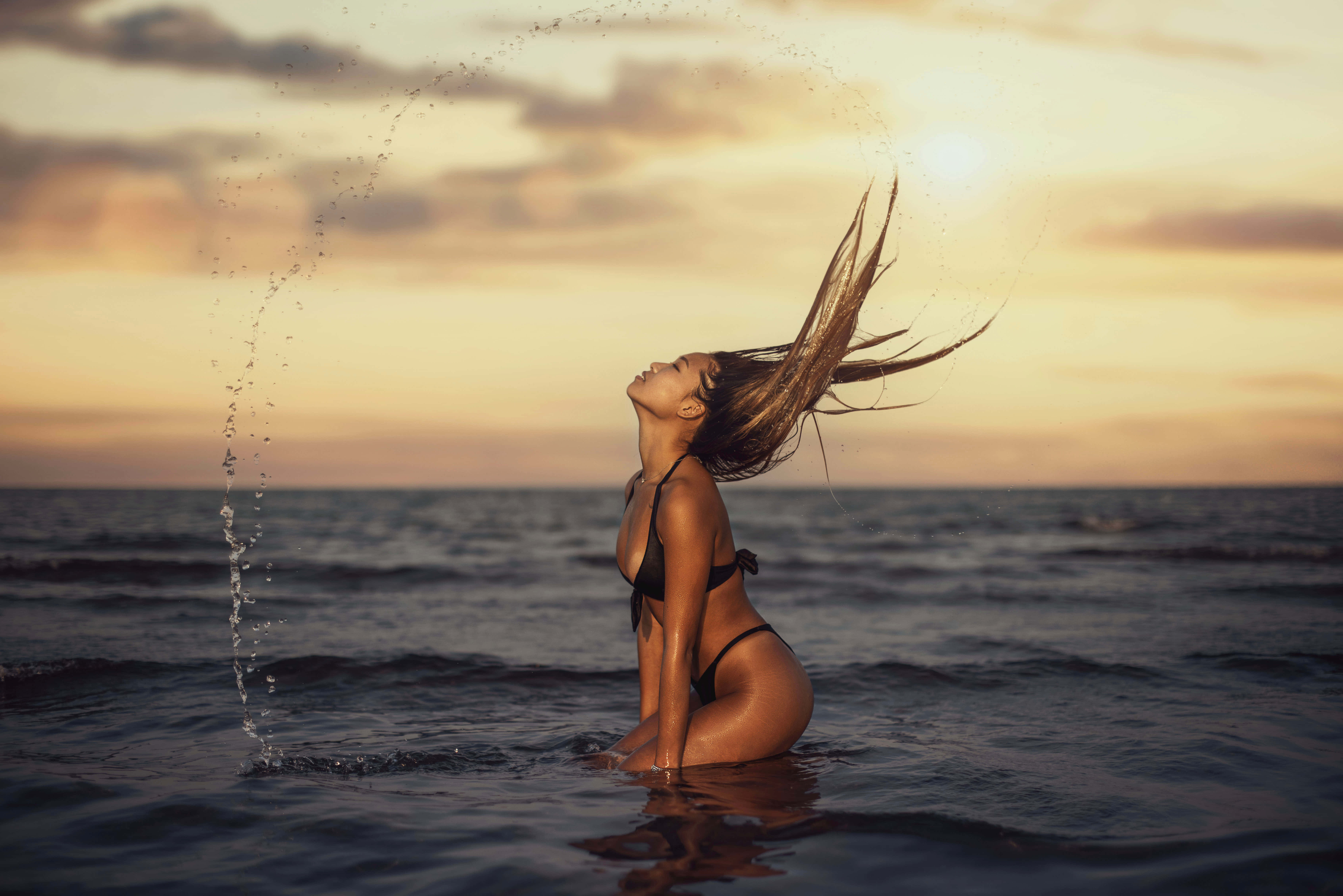 summer girl, black bikini, ocean water, 5K Desktop Wallpaper