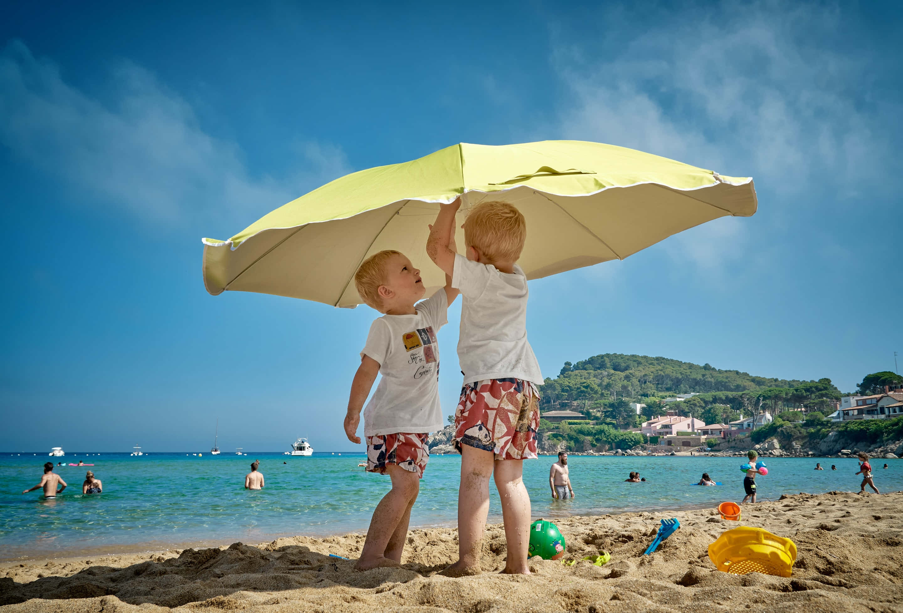 summer vacation, beach, sunny beach, 2K Desktop Wallpaper
