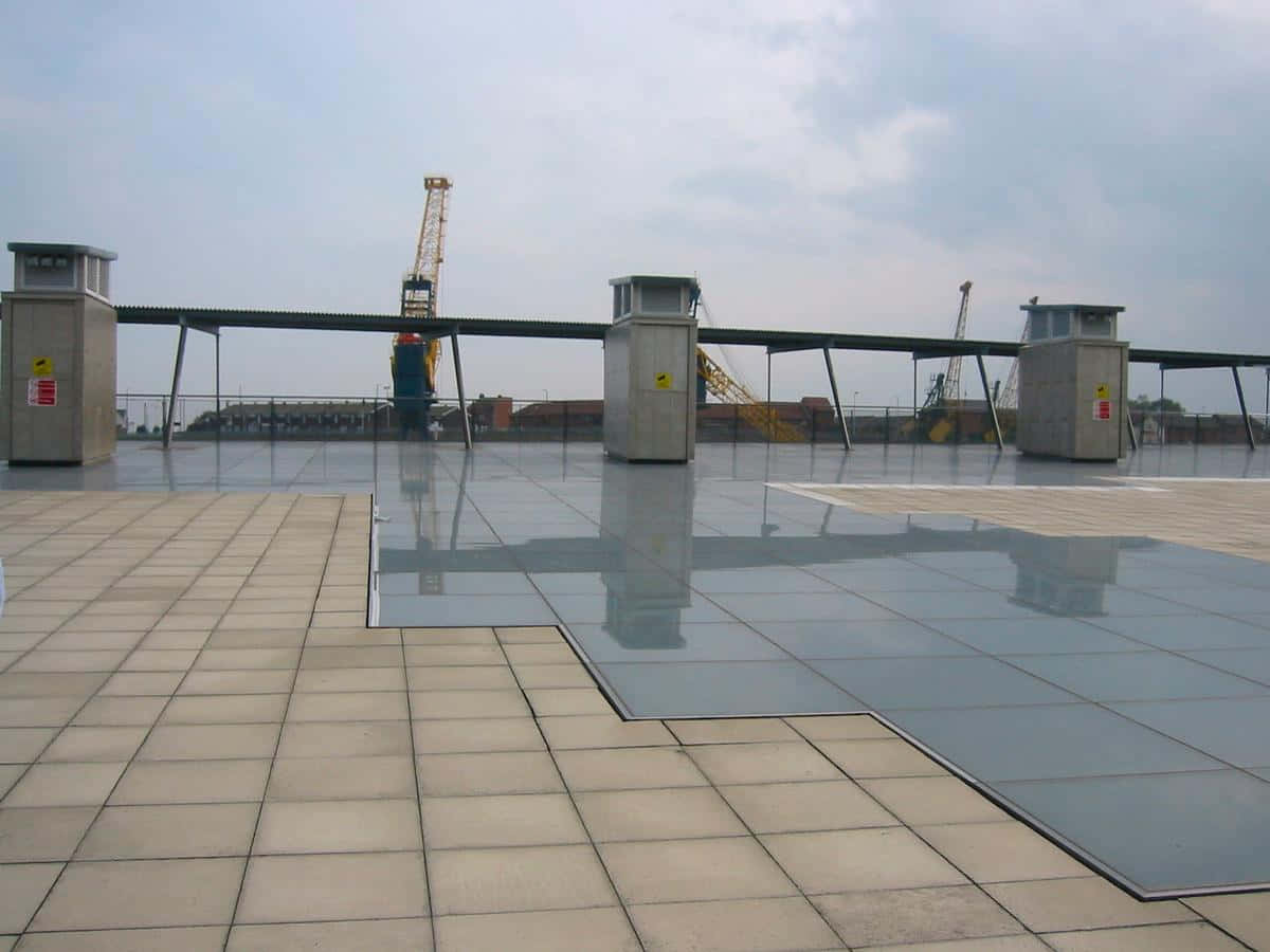 Sunderland, United Kingdom, wet tiled plaza, SD Desktop Wallpaper
