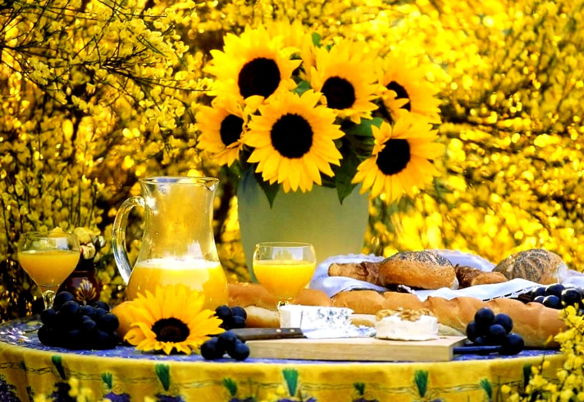 Sunflower Yellow, bouquet, table, SD Desktop Wallpaper