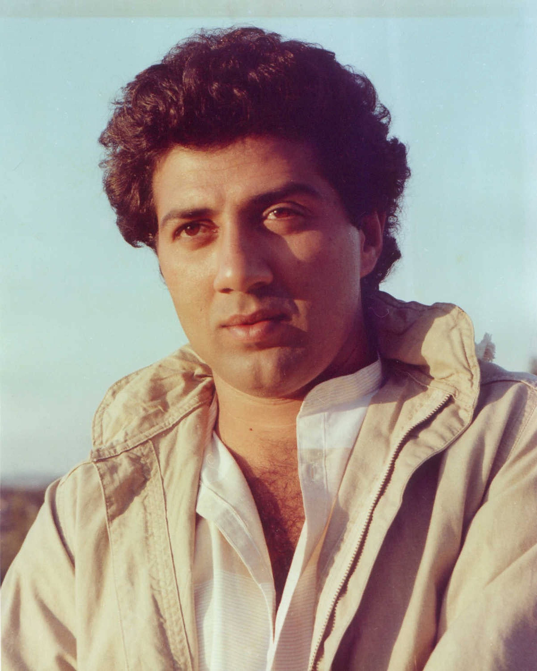 Sunny Deol, sepia, beige jacket, Full HD Phone Wallpaper
