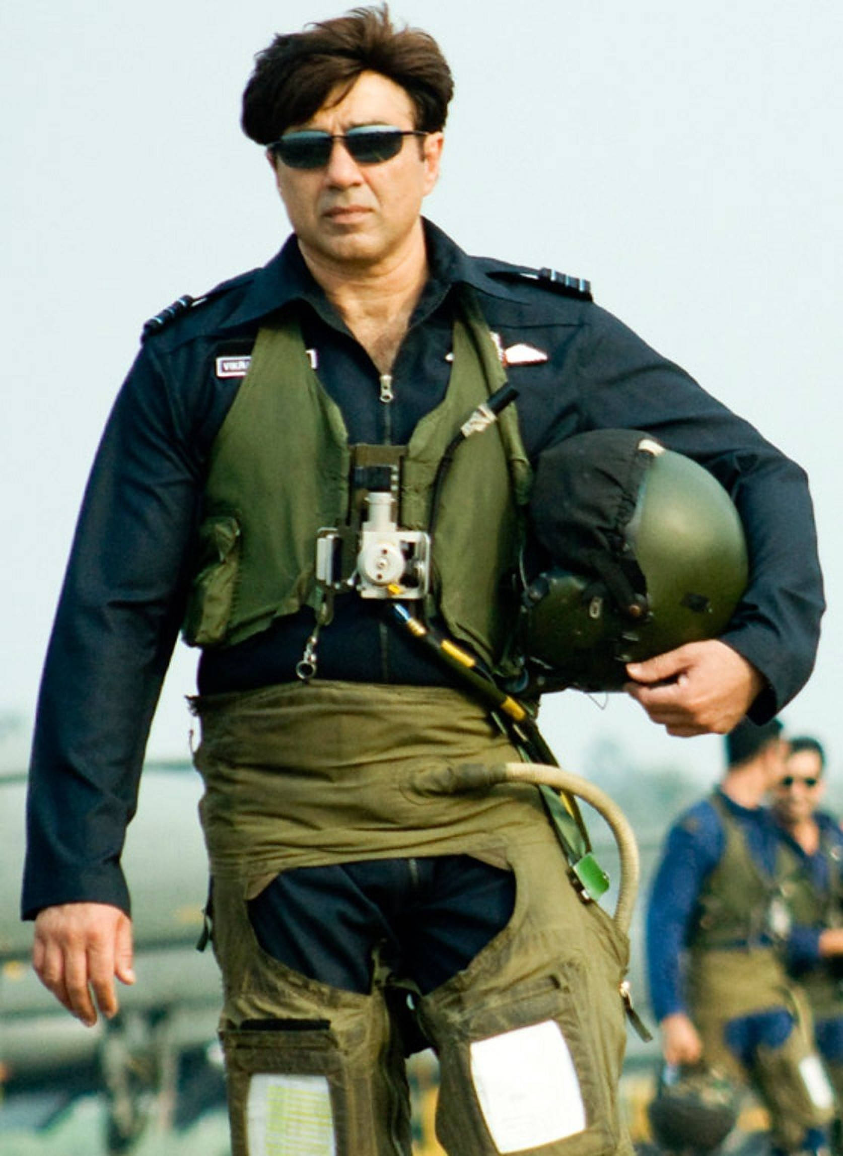Sunny Deol, pilot costume, flight gear, Full HD Phone Wallpaper
