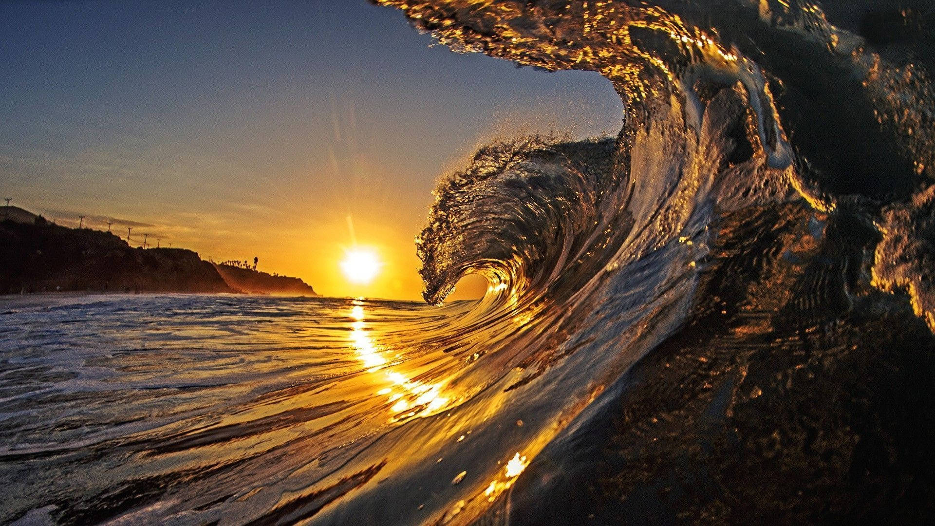 golden sunset, calm waters, crashing ocean wave, Full HD Desktop Wallpaper