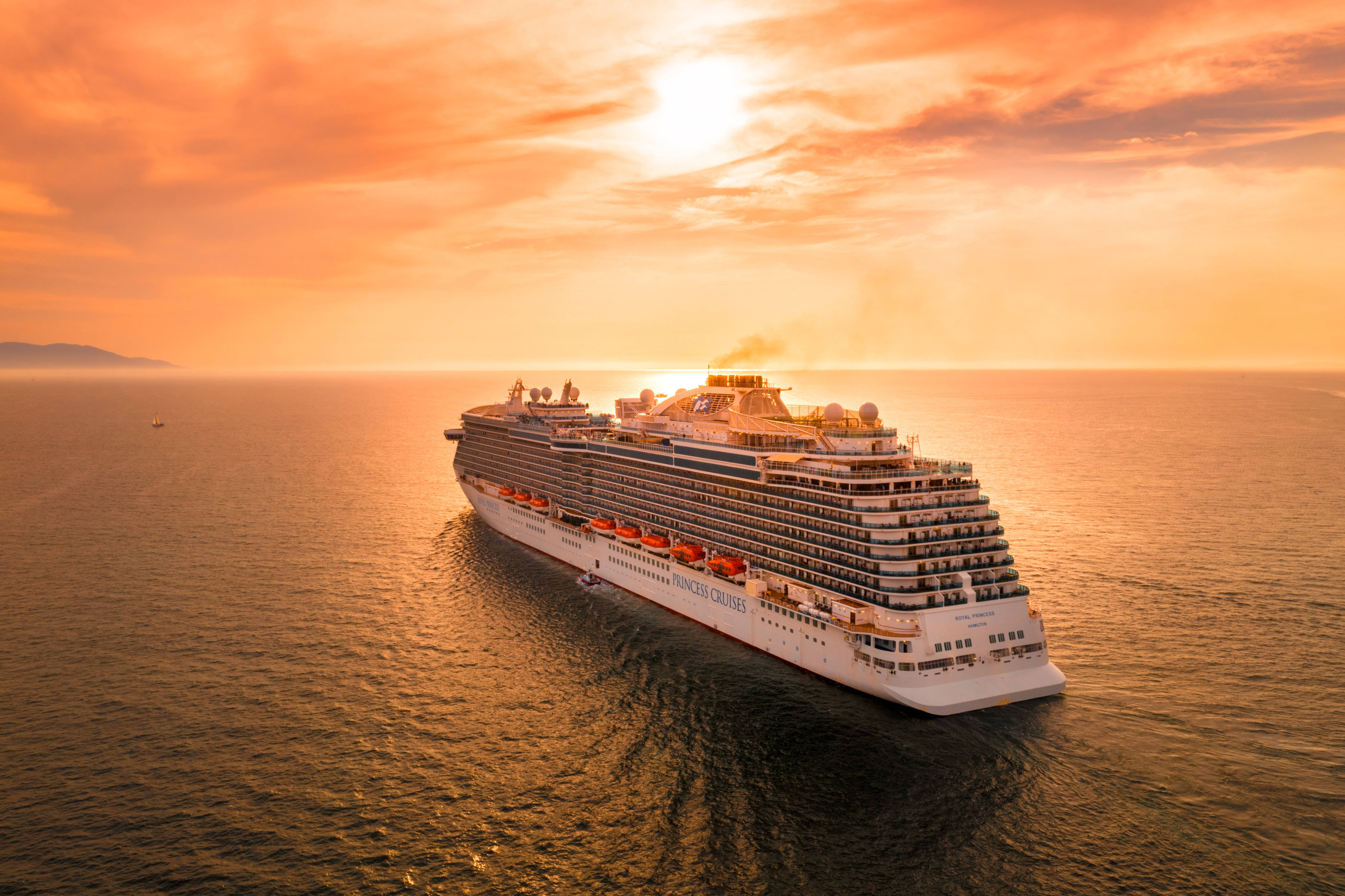 cruise ship, golden waters, fiery sunset sky, 5K Desktop Wallpaper