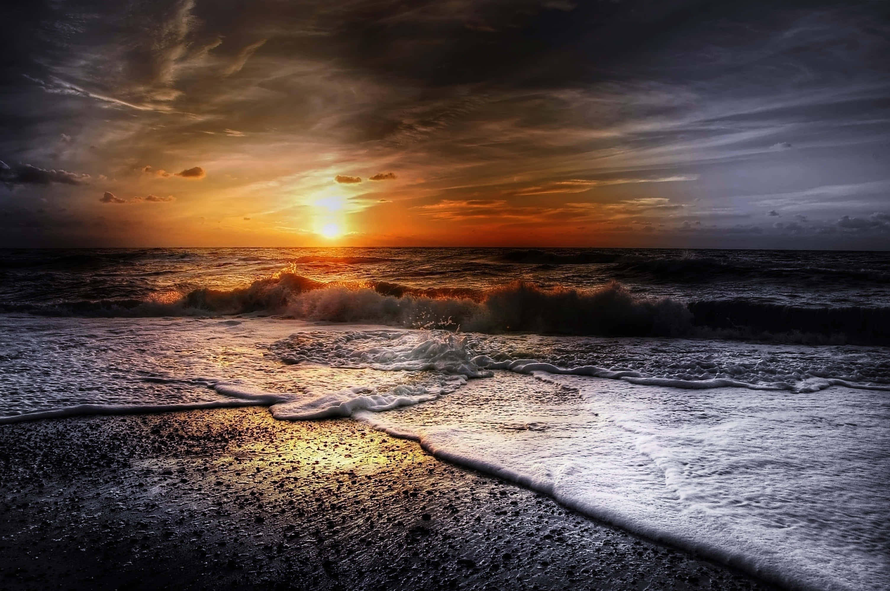 Sunset Wave, golden light, foamy waves, 2K Desktop Wallpaper
