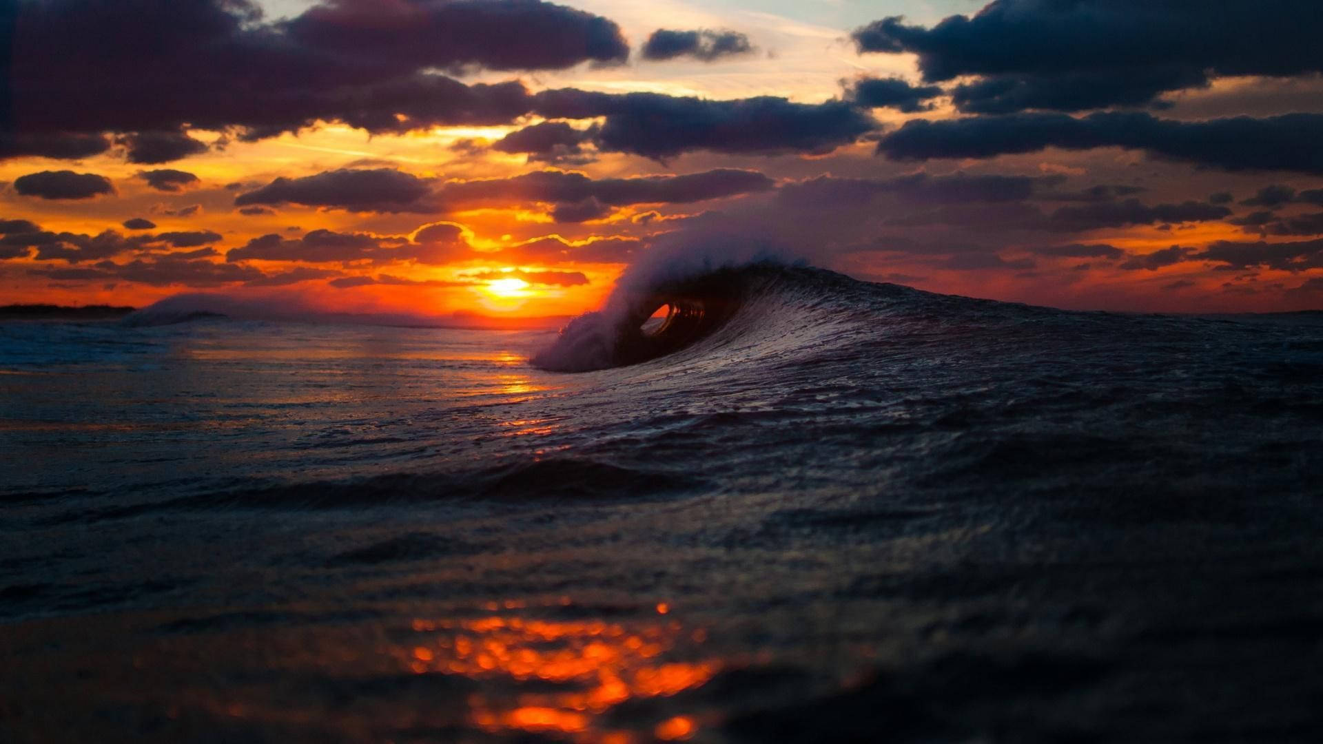 Sunset, Ocean wave, Perfect tube, Full HD Desktop Wallpaper