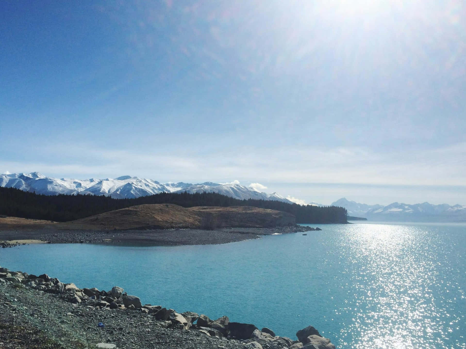 sunlit mountain lake view, turquoise lake, clear blue sky, Full HD Desktop Wallpaper