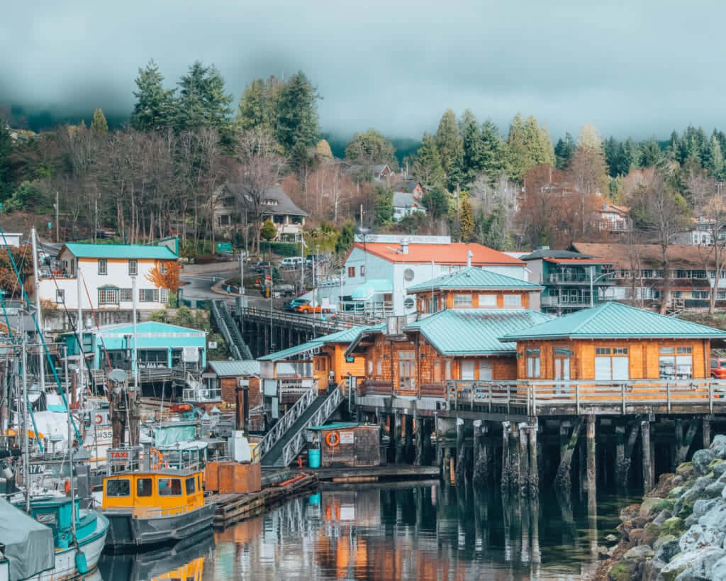 Sunshine Coast, waterfront village, wooden docks, SD Desktop Wallpaper