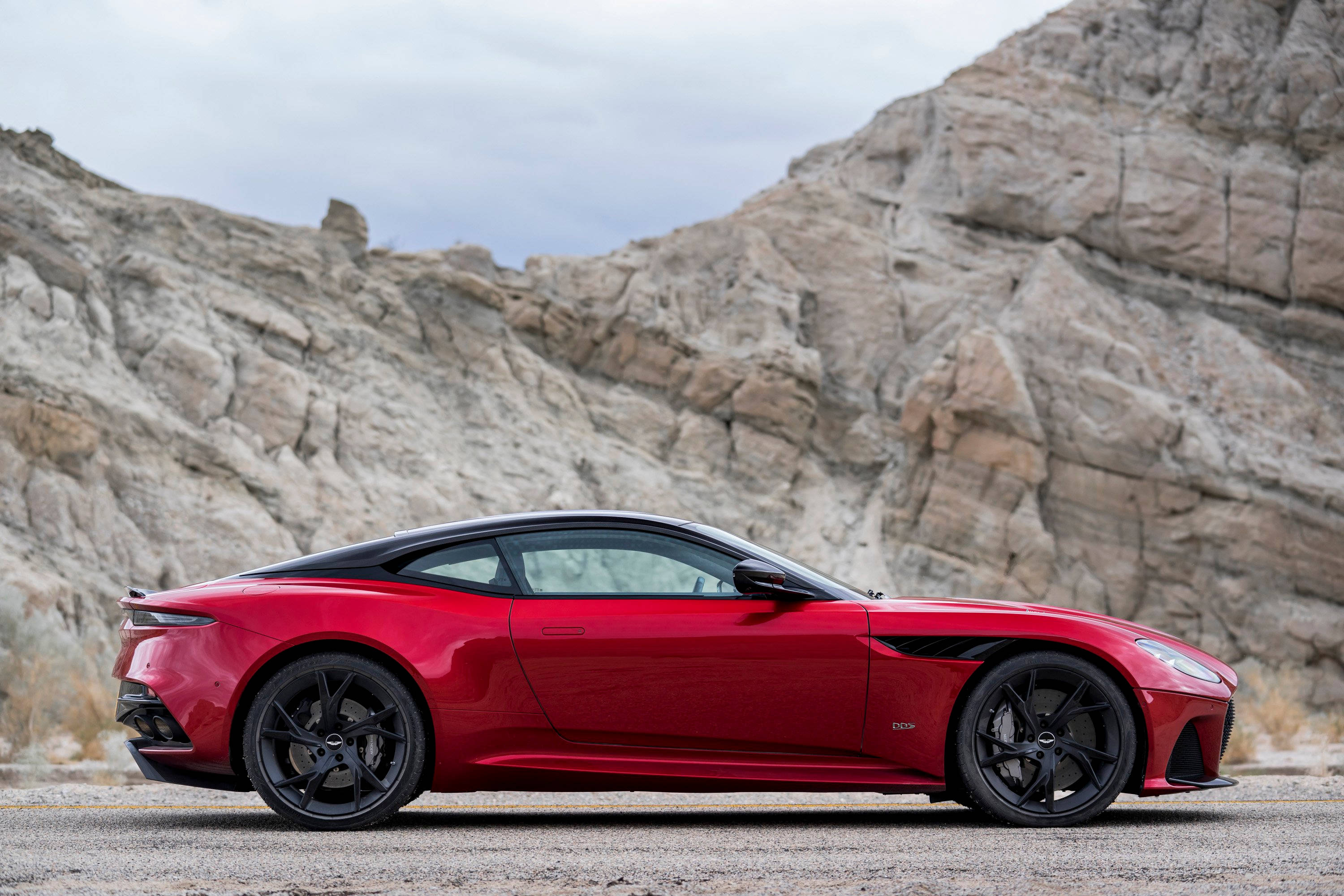 2019 Aston Martin DBS Superleggera, red, black accents, 2K Desktop Wallpaper