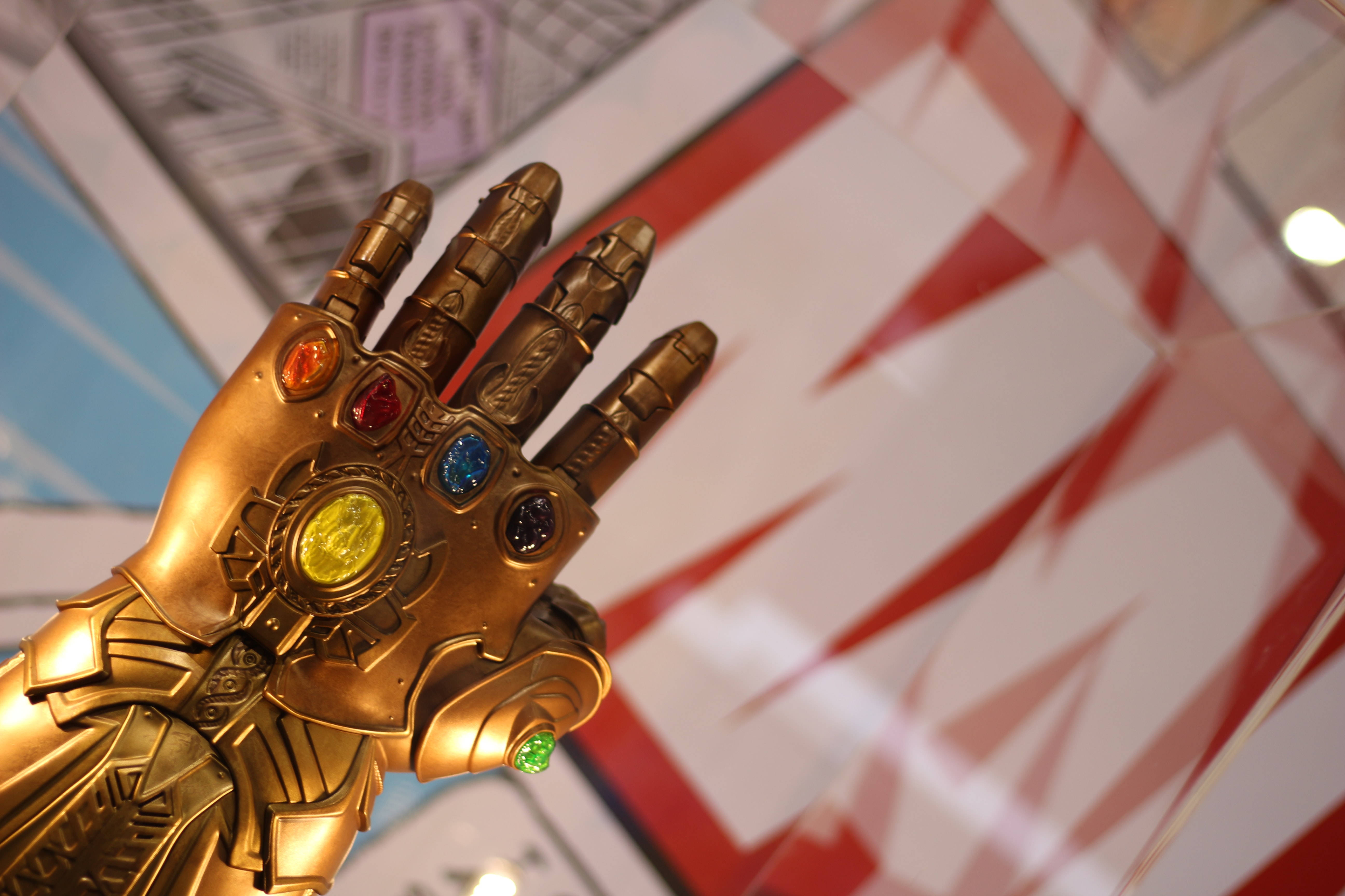 Superhero Supreme, golden Infinity Gauntlet, six colorful gems, 5K Desktop Wallpaper