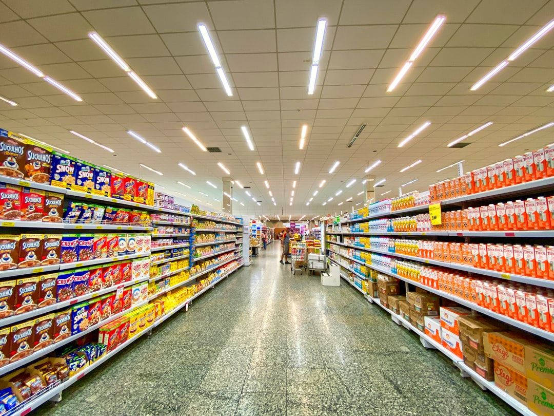 grocery aisle, supermarket, colorful snack shelves, SD Desktop Wallpaper
