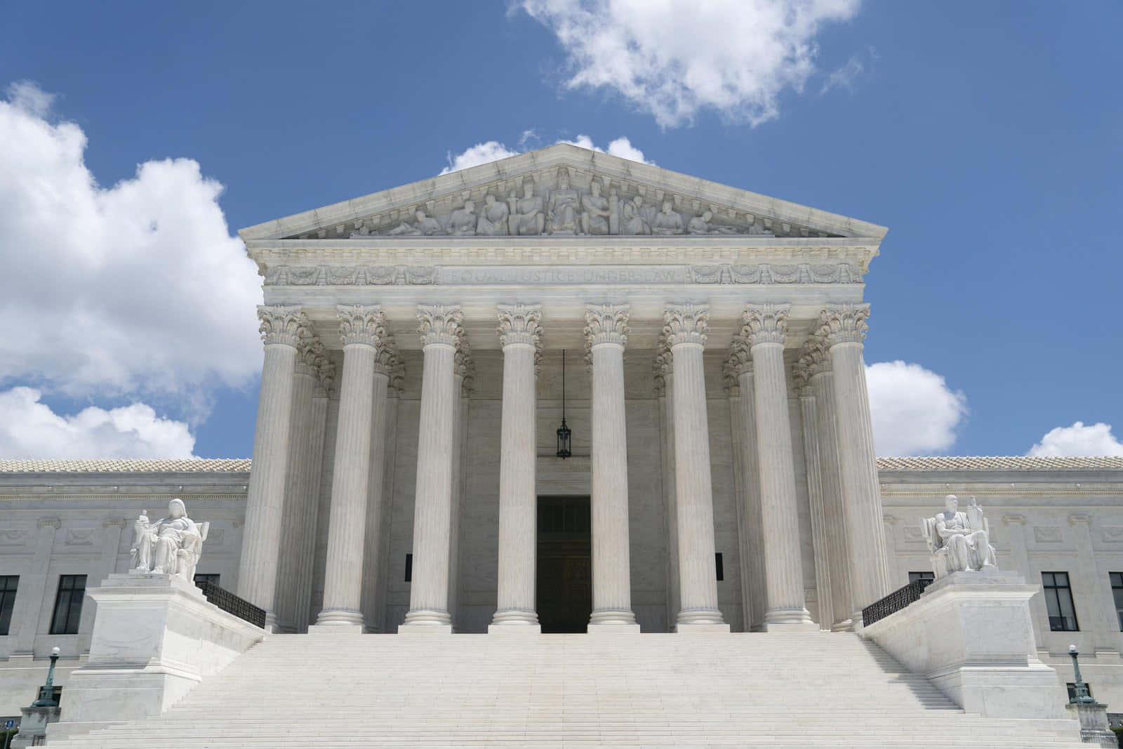 Stark White Supreme Court Building, neoclassical, tall columns, HD Desktop Wallpaper