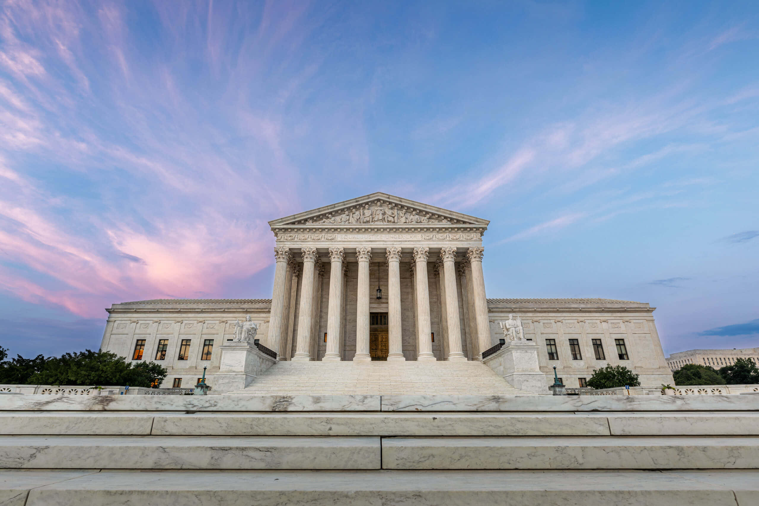 Supreme Court Building, pastel skies, twilight, 2K Desktop Wallpaper