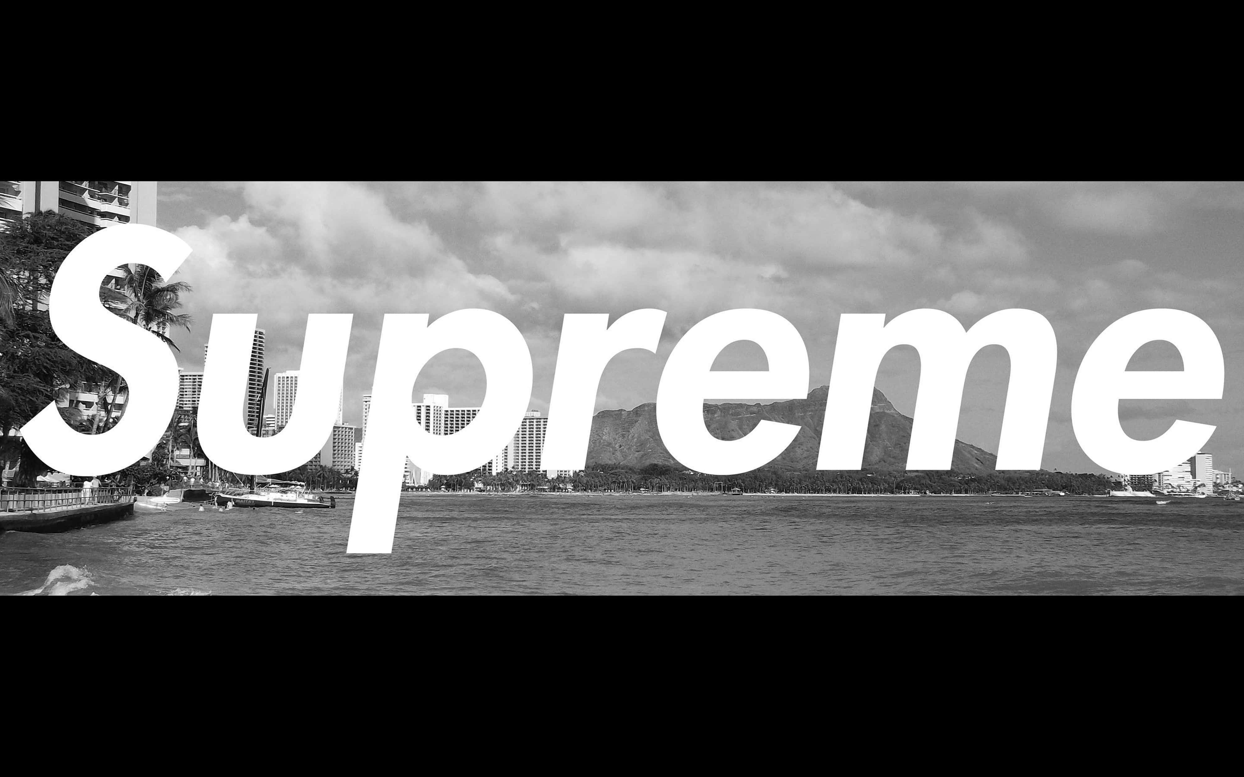 Supreme, monochrome, beach, 4K Desktop Wallpaper