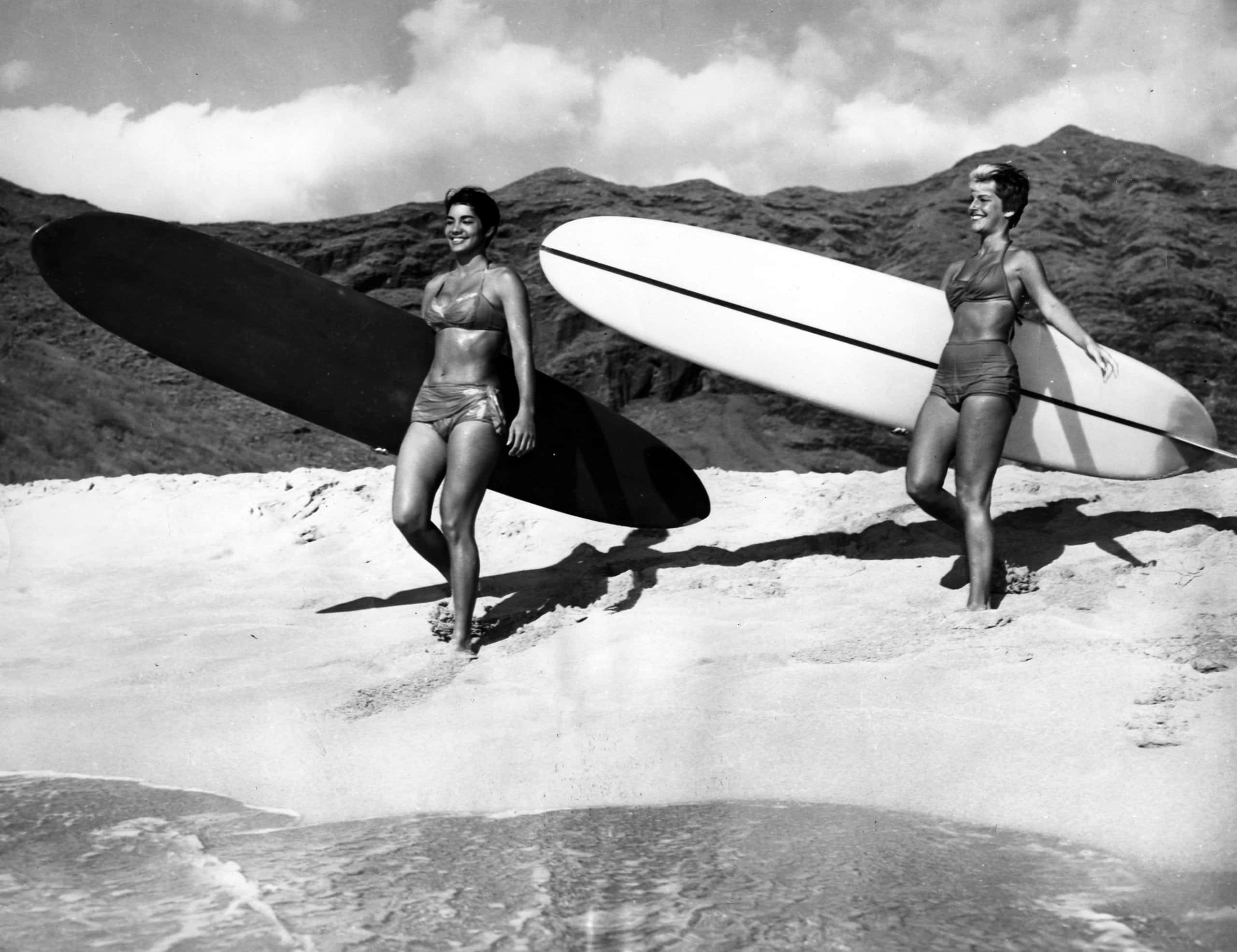 vintage surf, black and white, women, 2K Desktop Wallpaper