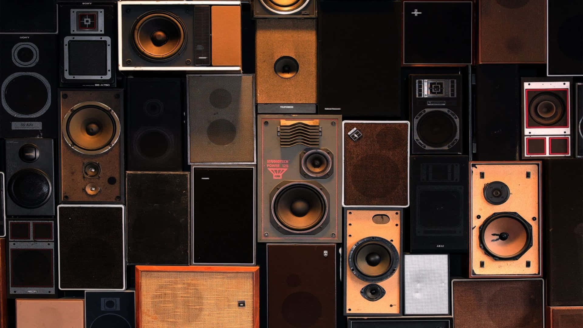 Surround Sound, 1920 x 1080 wallpaper, vintage and modern speakers, Full HD Desktop Wallpaper
