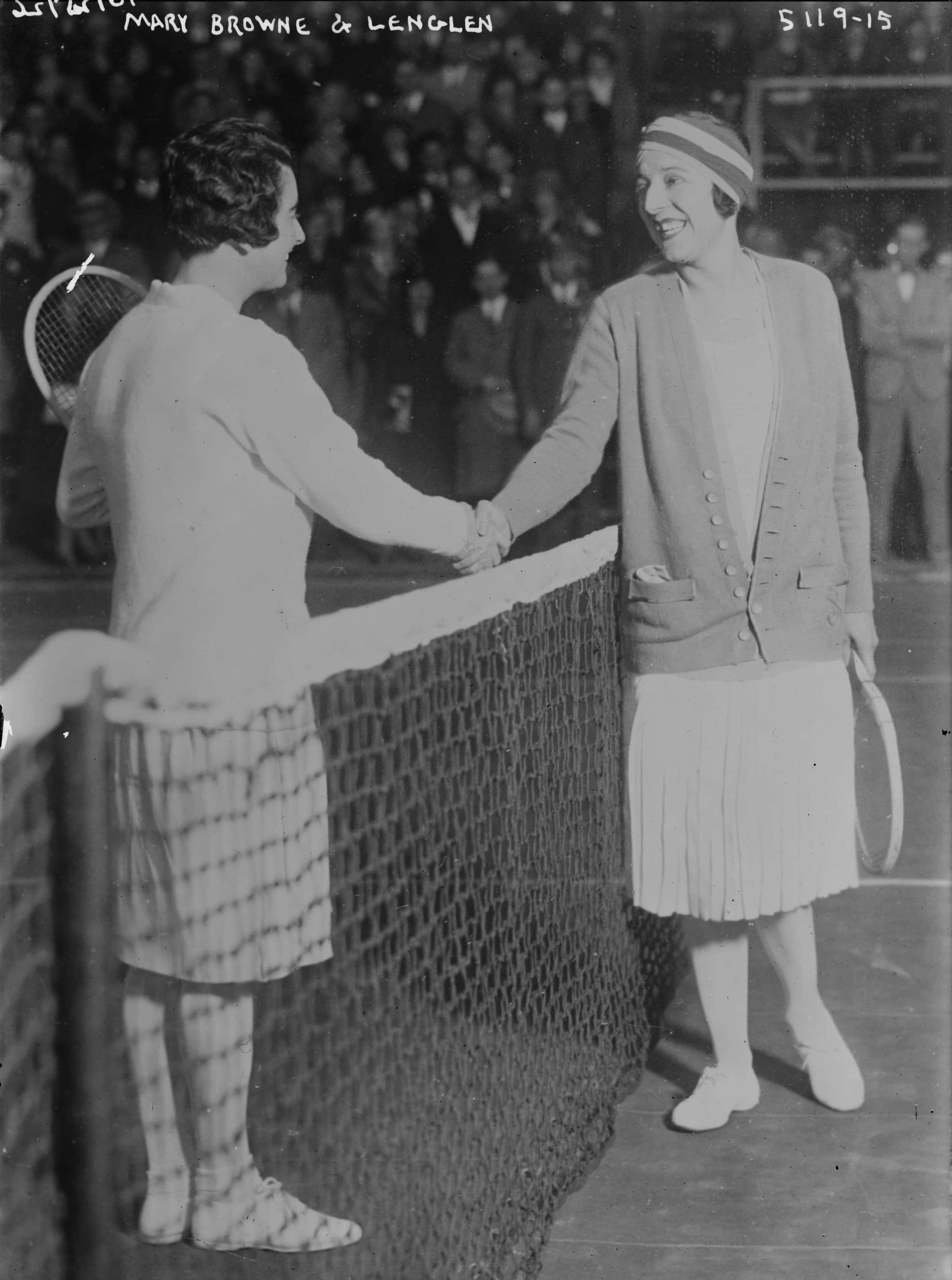 Suzanne Lenglen, vintage tennis players, crowded stadium, 2K Phone Wallpaper