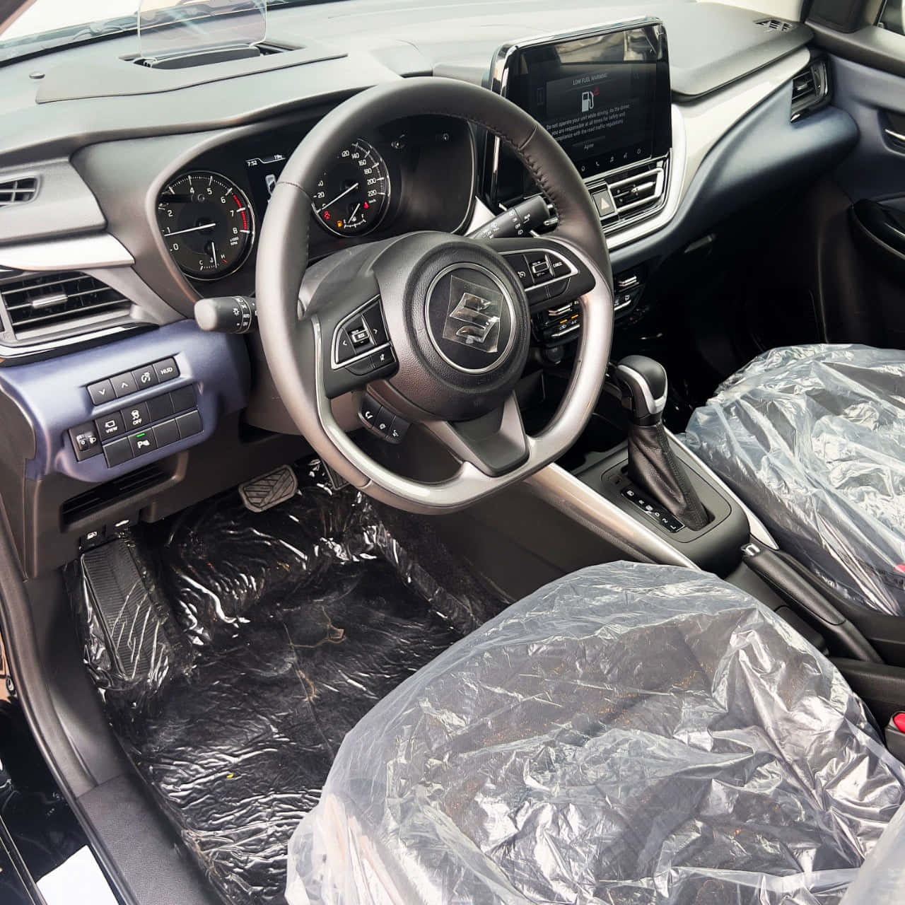 Suzuki Baleno, plastic-wrapped seats, modern dashboard, HD Desktop Wallpaper