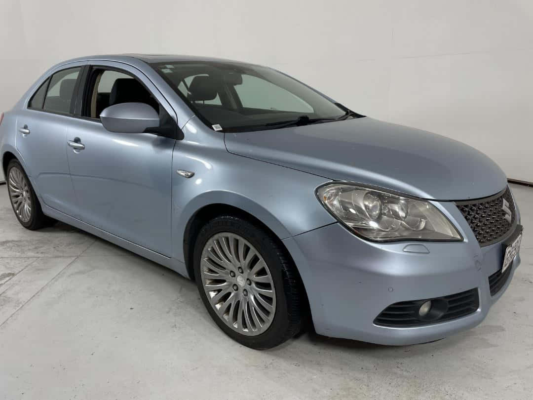 Suzuki Kizashi, sleek silver sedan, concrete floor, SD Desktop Wallpaper
