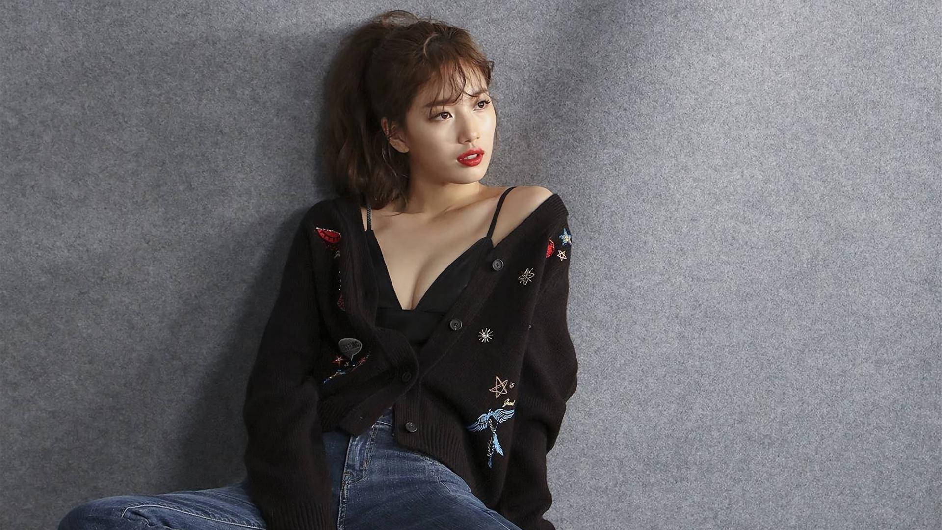 Suzy, black embroidered cardigan, red lips, Full HD Desktop Wallpaper
