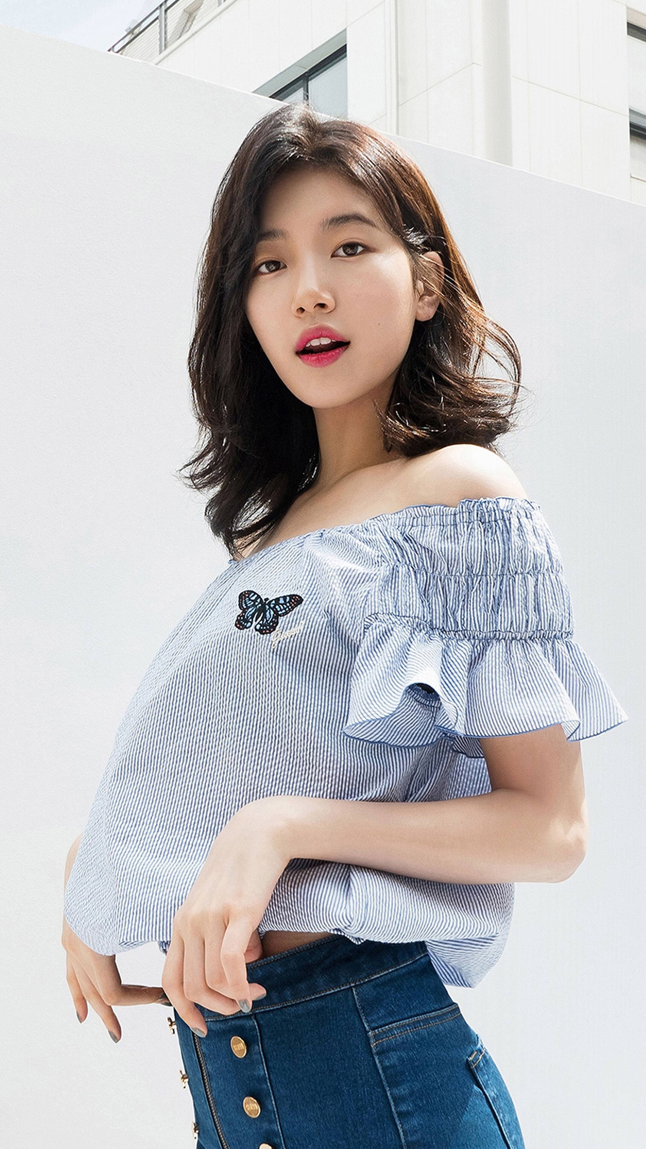 Suzy, butterfly pin, blue striped off-shoulder top, 4K Phone Wallpaper