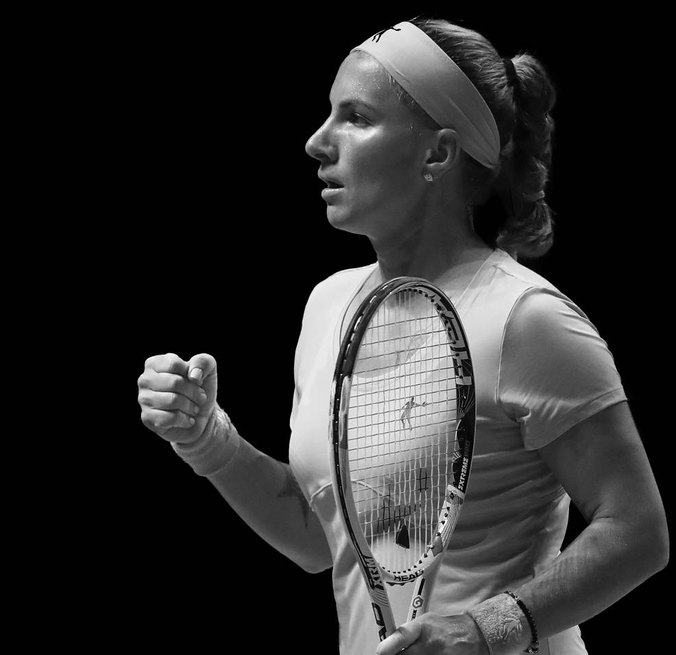 Svetlana Kuznetsova, greyscale, fist pump, SD Desktop Wallpaper
