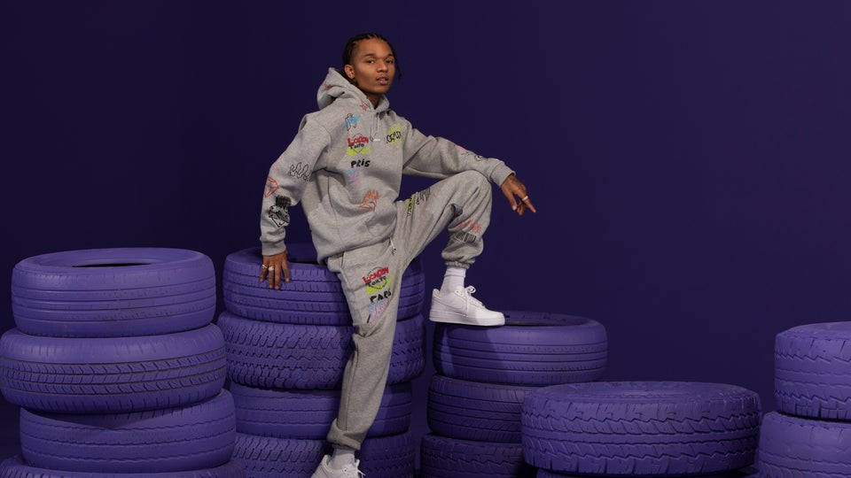 Swae Lee, purple tires, graffiti-covered grey hoodie, SD Desktop Wallpaper