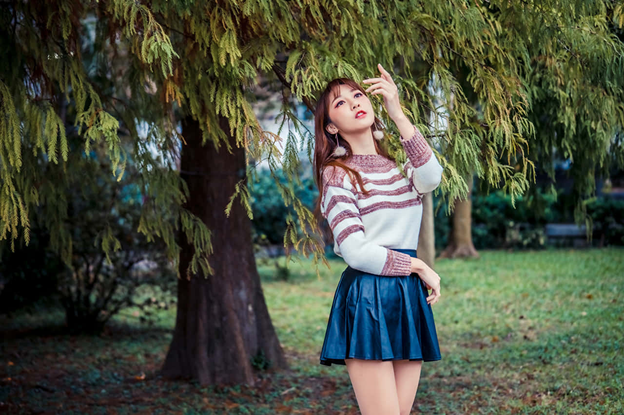 woman, white sweater, red horizontal stripes, HD Desktop Wallpaper