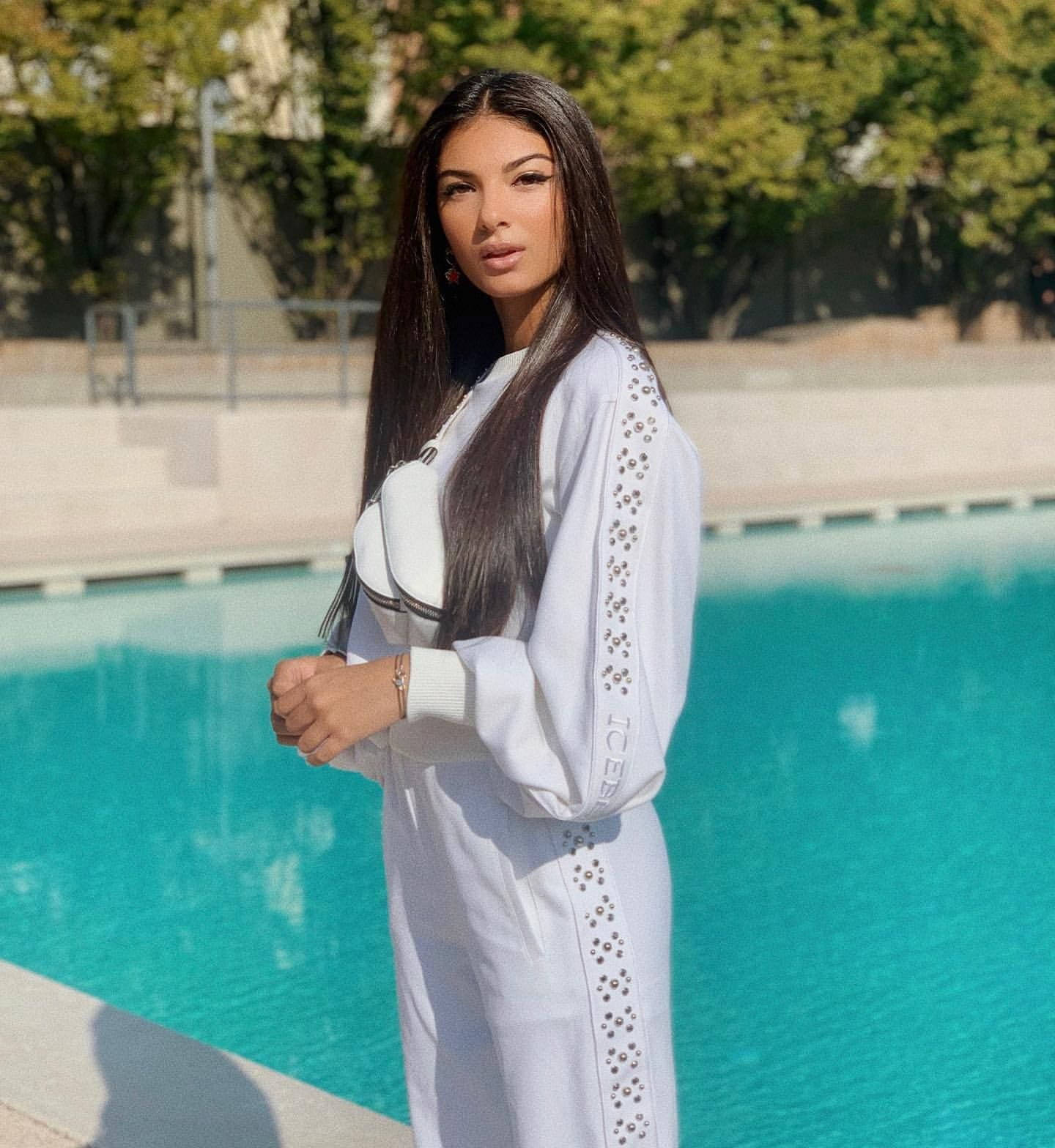 Italian Girl By The Pool, white embroidered tracksuit, turquoise pool, HD Phone Wallpaper