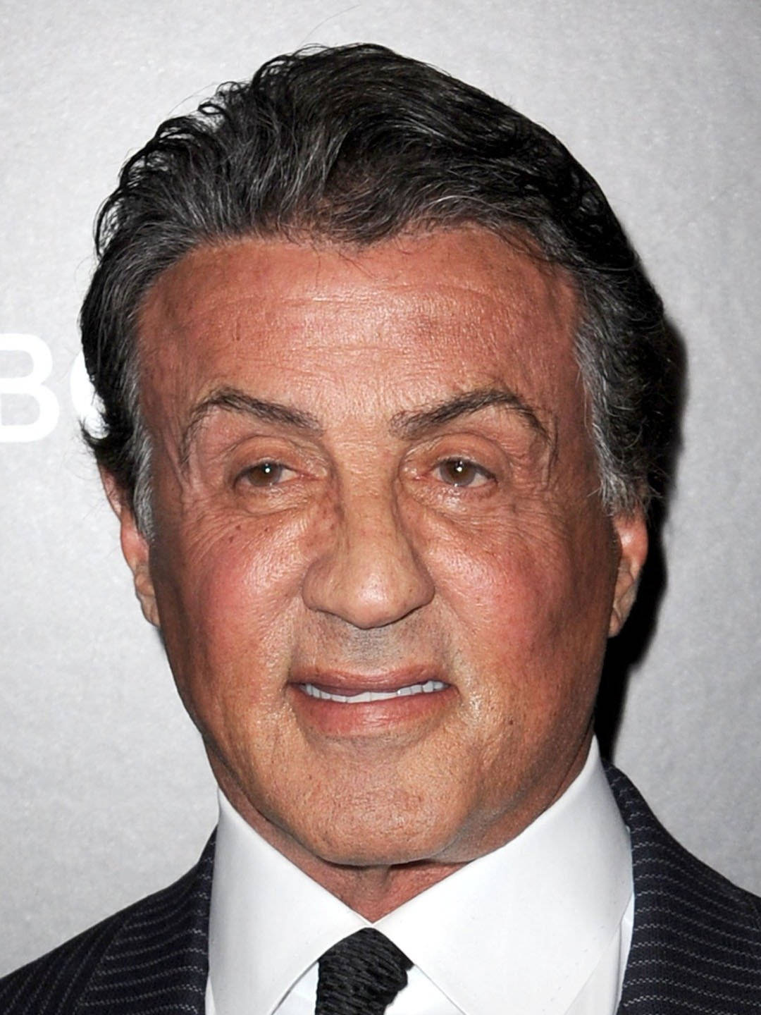 Sylvester Stallone, dark pinstripe suit, tie, HD Phone Wallpaper