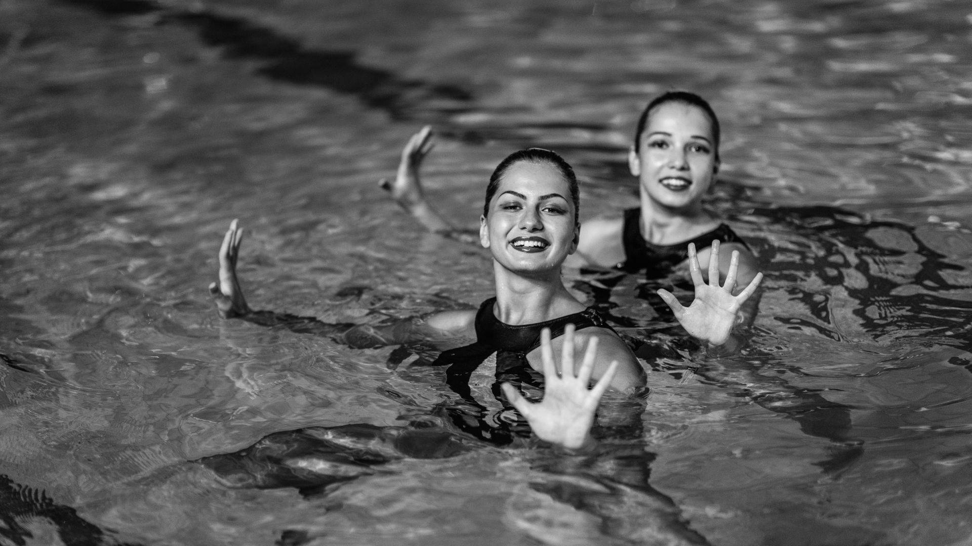 Choreographed Black And White Artistic Swimming, pool, rippling water, Full HD Desktop Wallpaper