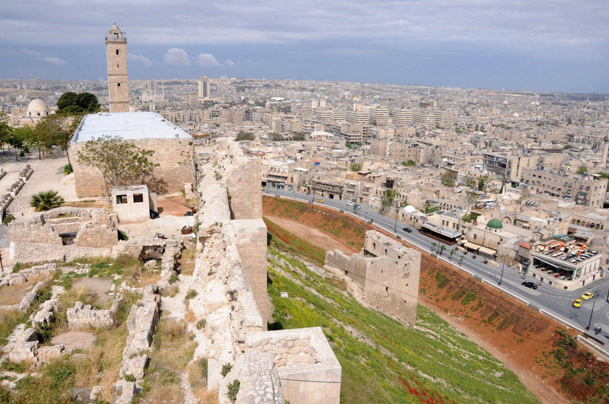 Syria, residential area, ancient stone fortress ruins, SD Desktop Wallpaper