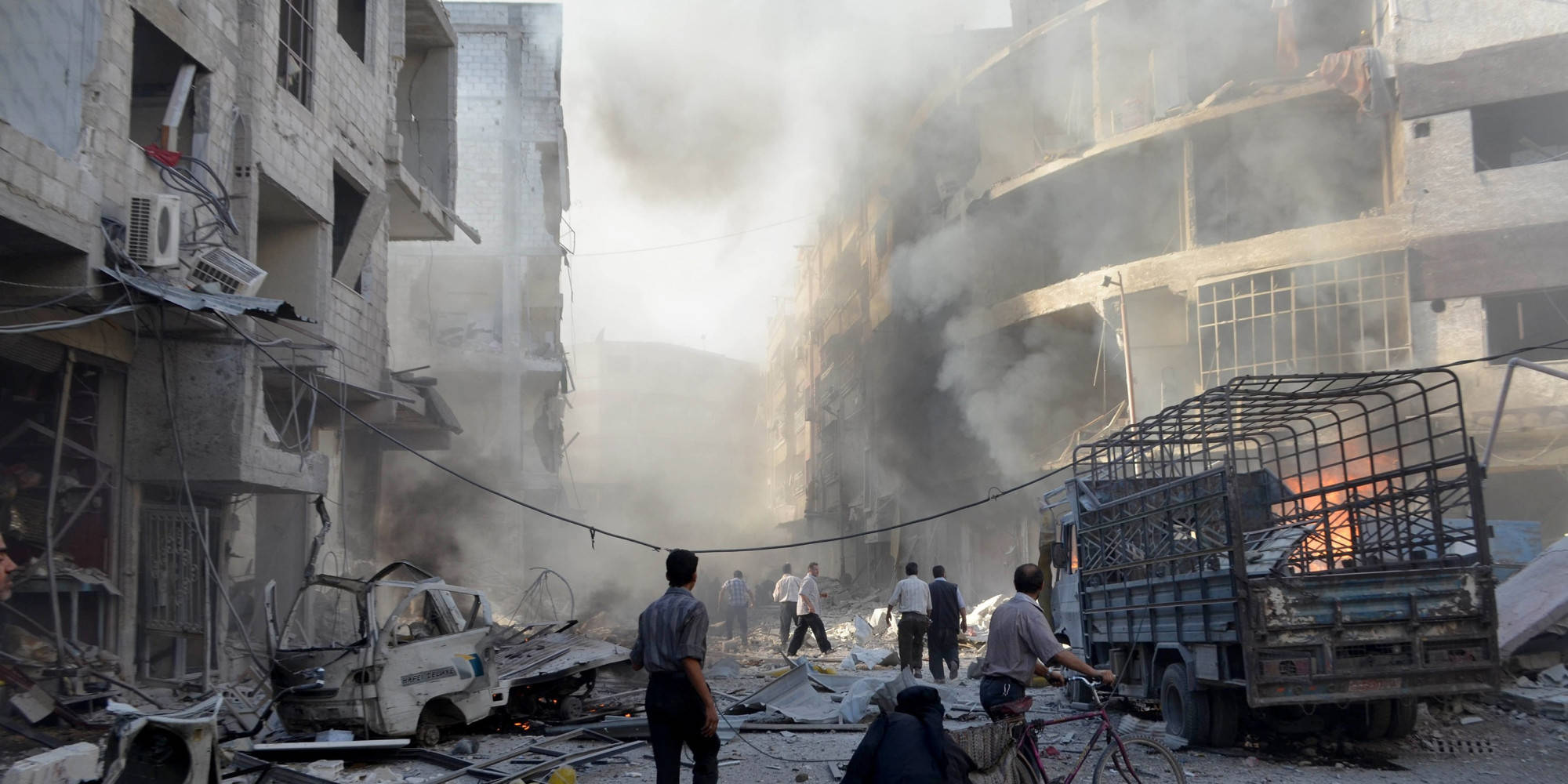 war in syria, smoke-filled warzone, ruined buildings, Full HD Desktop Wallpaper
