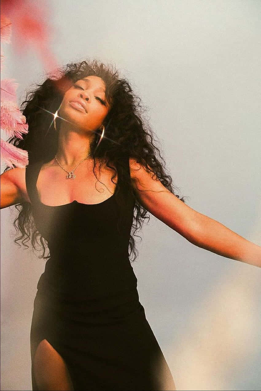 Sza Aesthetic, black dress, long curly hair, SD Phone Wallpaper