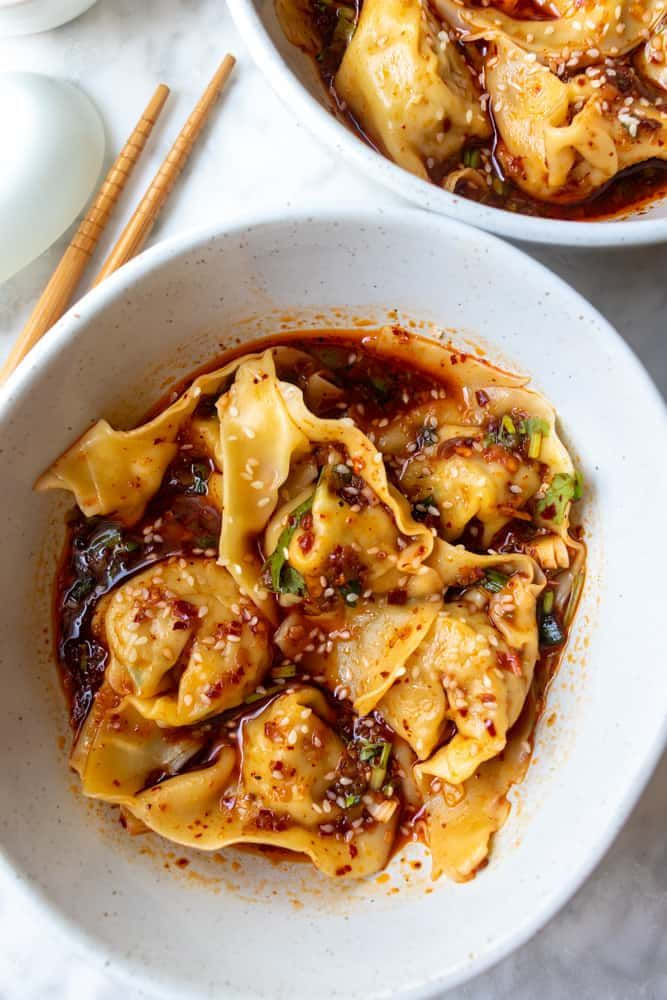 Szechuan Sauce, white bowl, steaming wontons, SD Phone Wallpaper