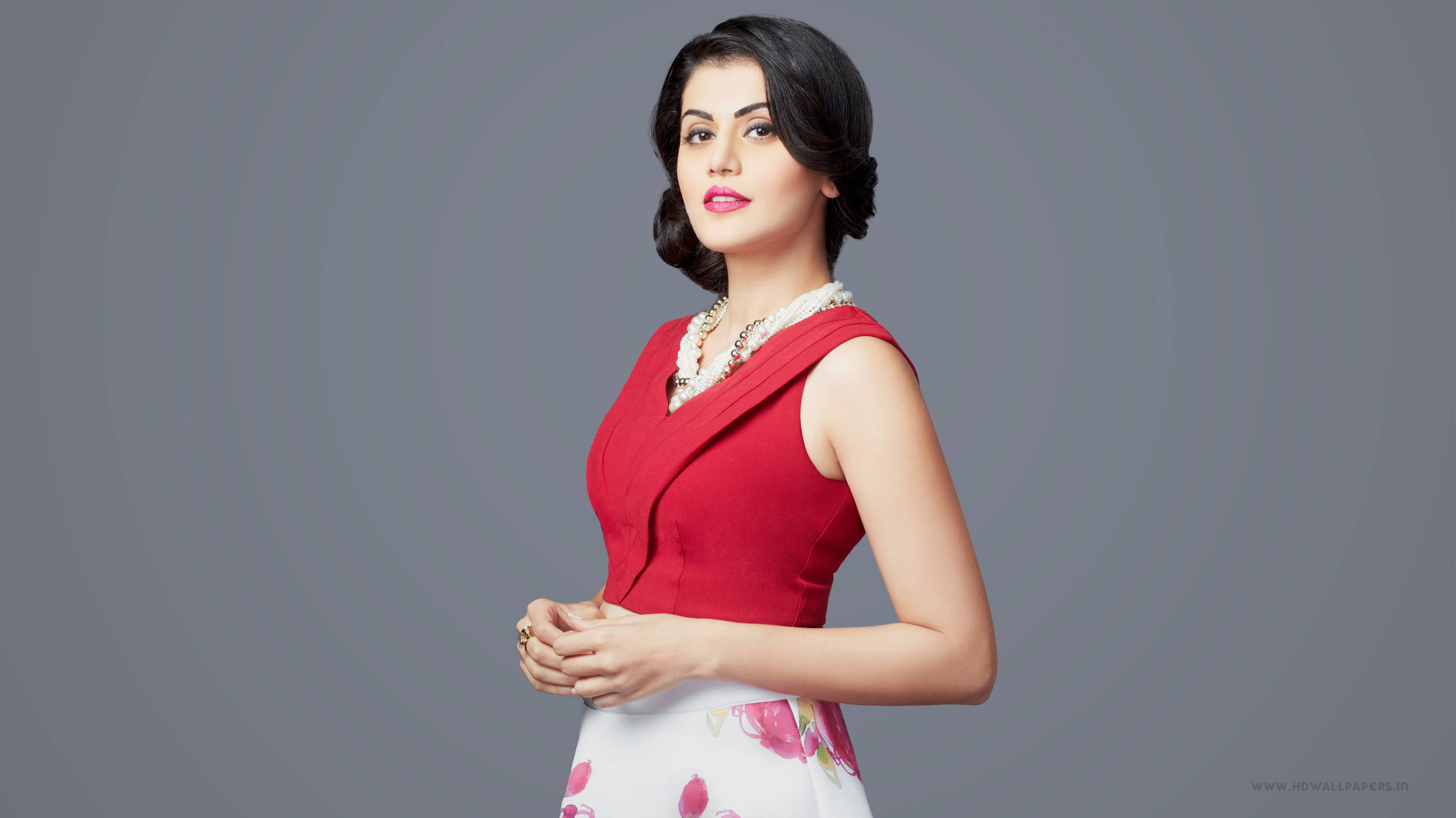 Taapsee Pannu, red top, floral skirt, 4K Desktop Wallpaper