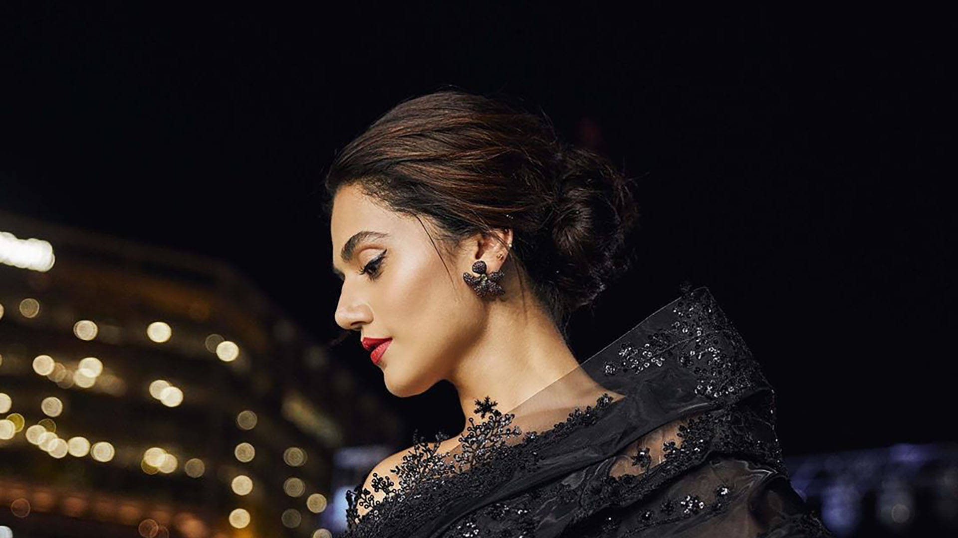 Taapsee Pannu, black lace gown, city night backdrop, Full HD Desktop Wallpaper