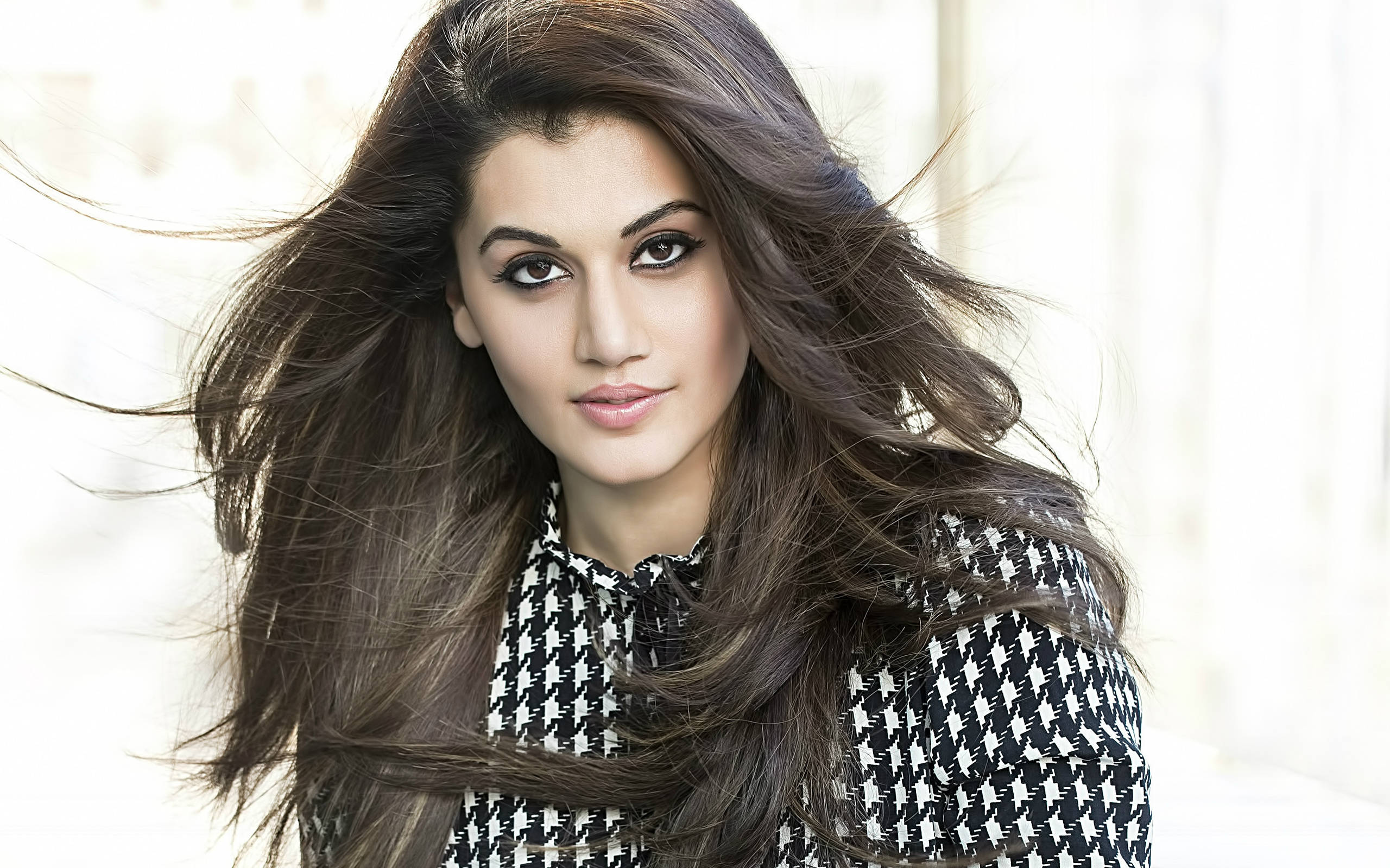 Taapsee Pannu, black and white houndstooth blouse, flowing dark hair, 2K Desktop Wallpaper