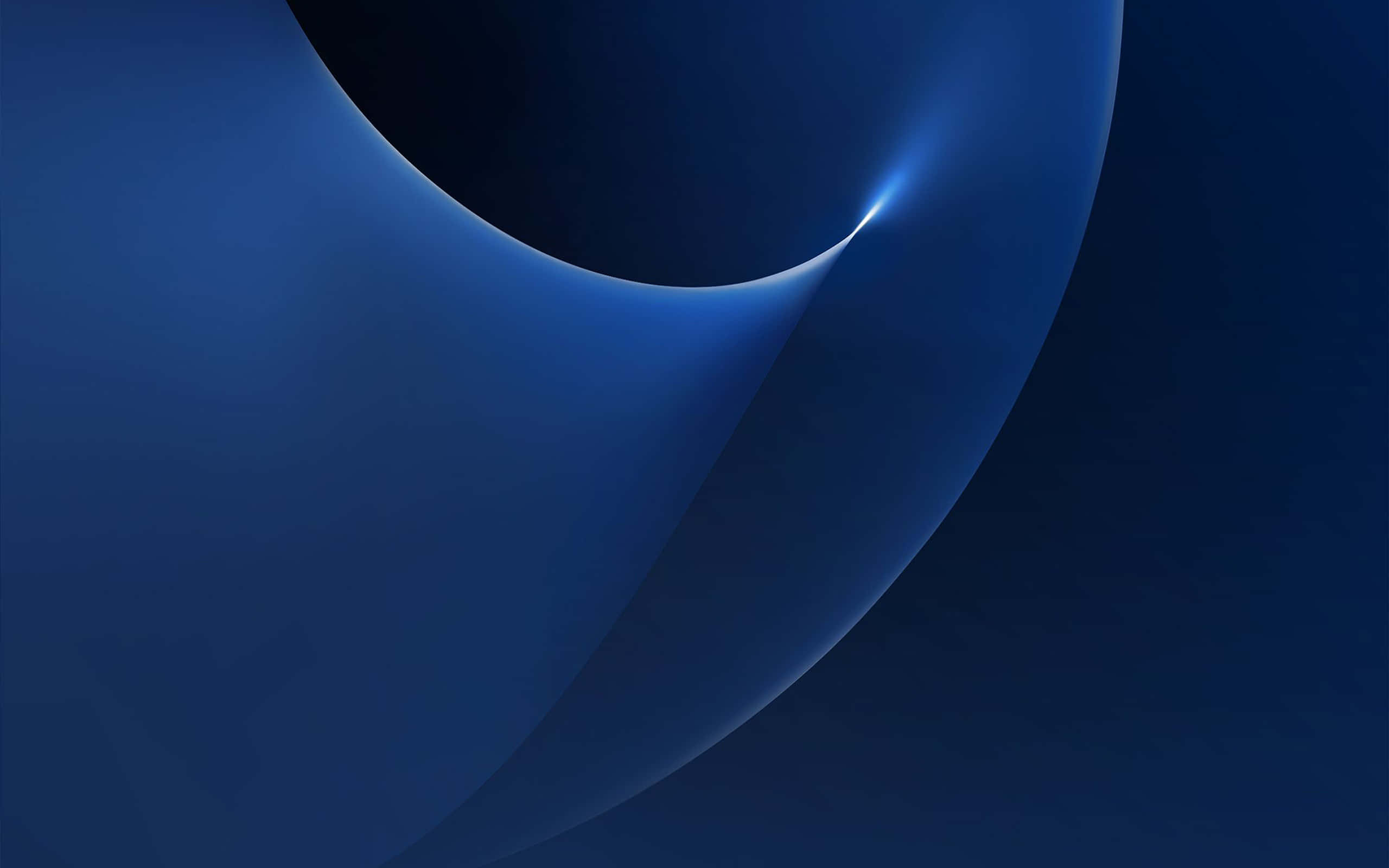 abstract blue curve, blue background, bright highlight, 2K Desktop Wallpaper
