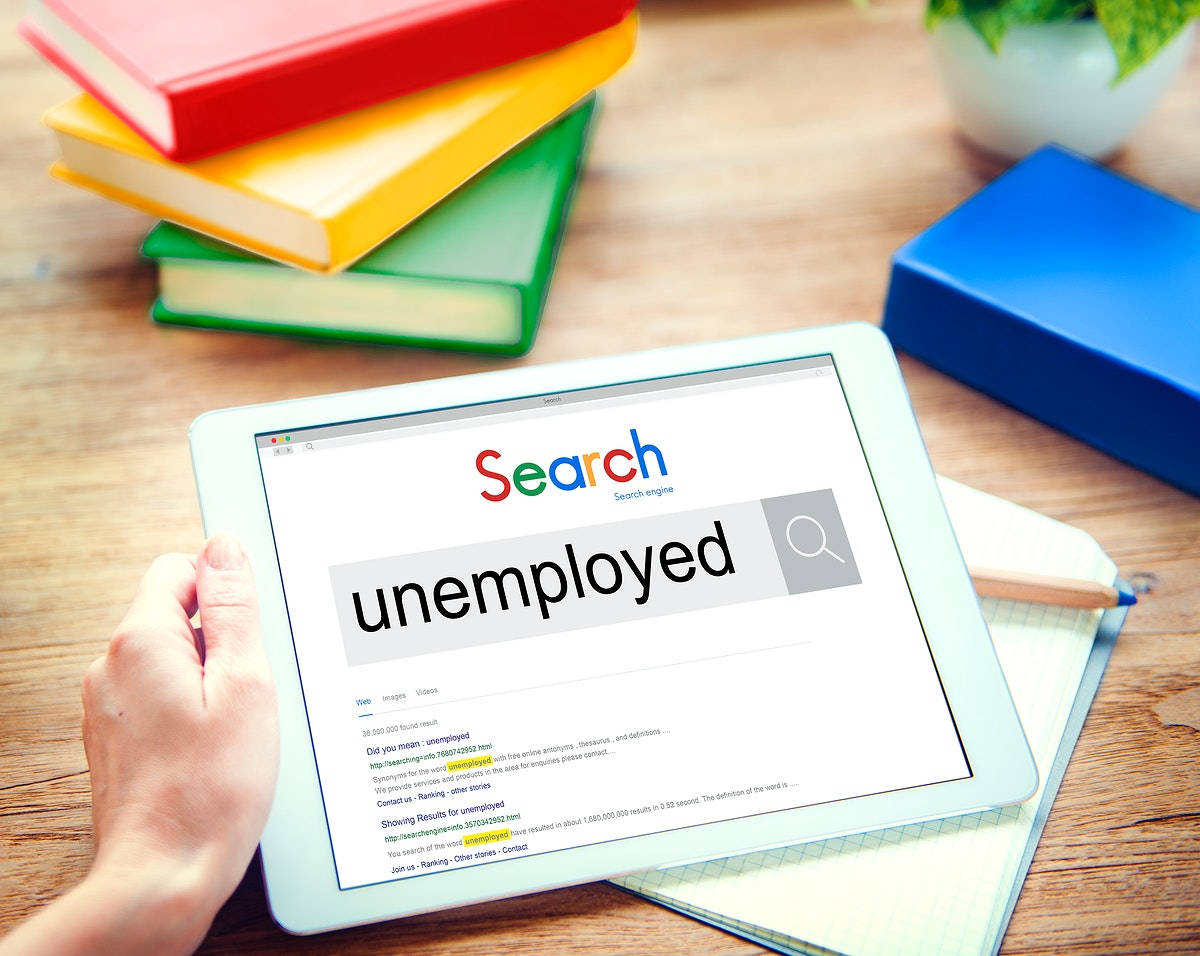 tablet, unemployed, colorful books, SD Desktop Wallpaper