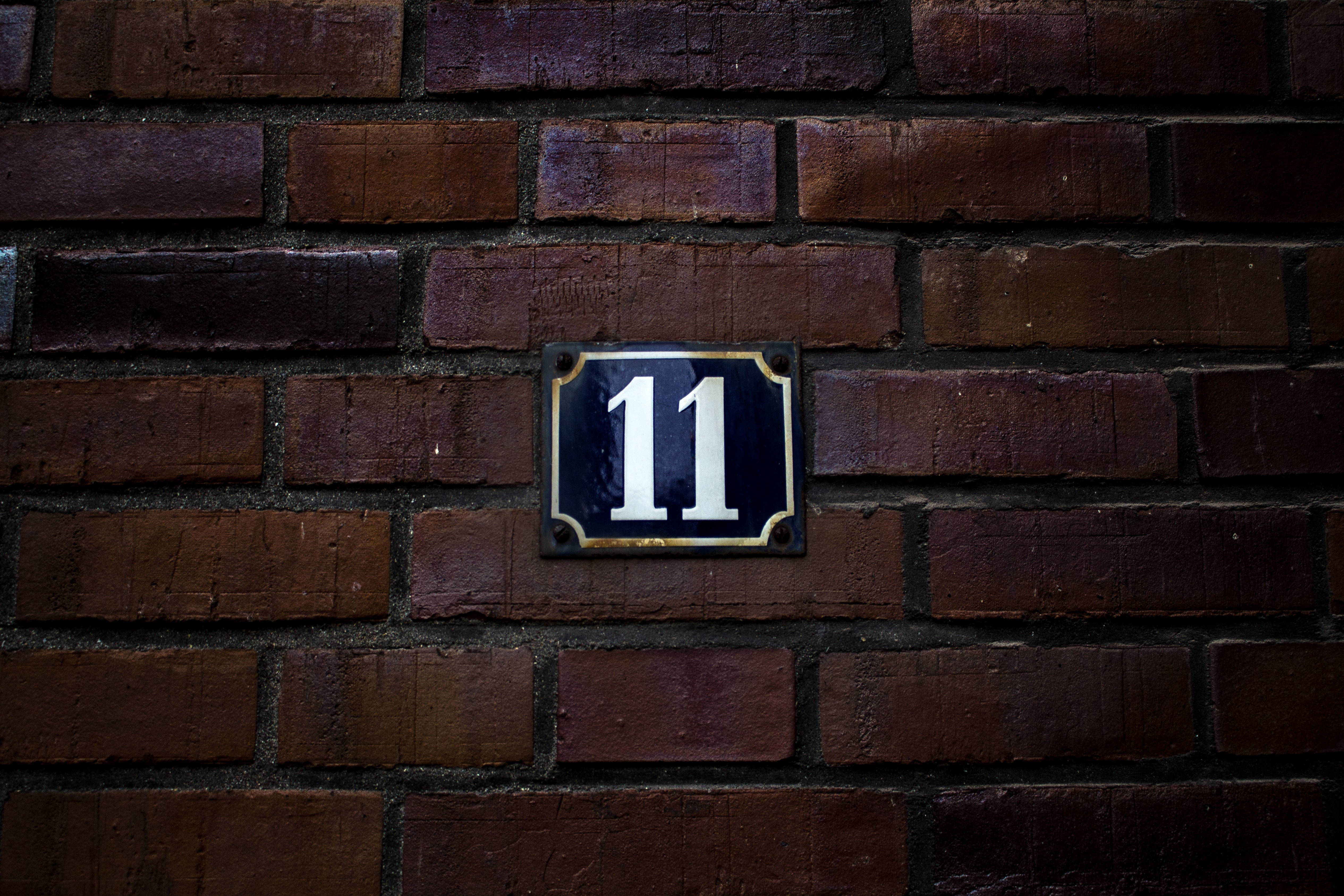 cool hd tablet 11, vintage blue house number 11 plaque, gold trim, 4K Desktop Wallpaper