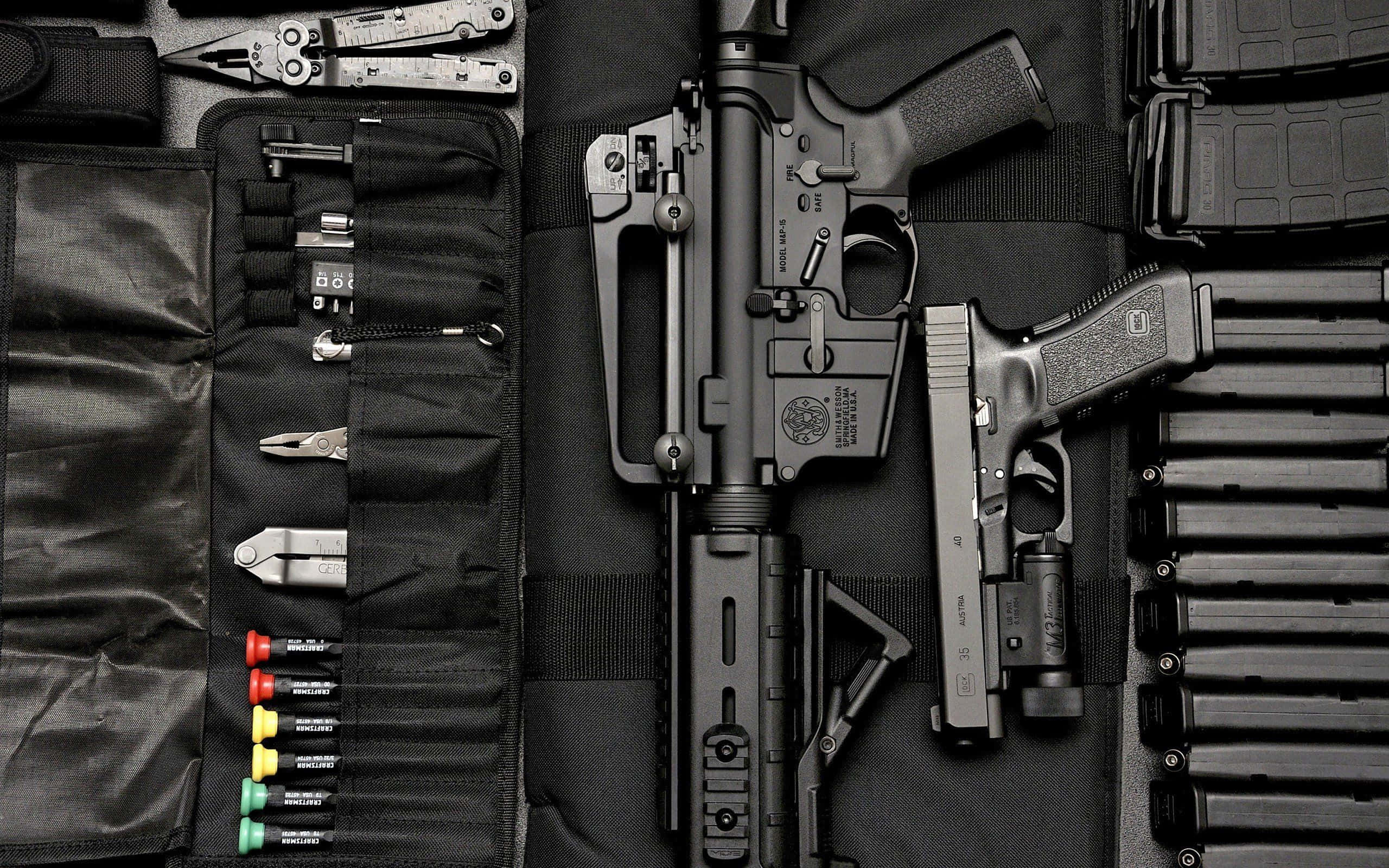 black case, assault rifle, handgun, 2K Desktop Wallpaper