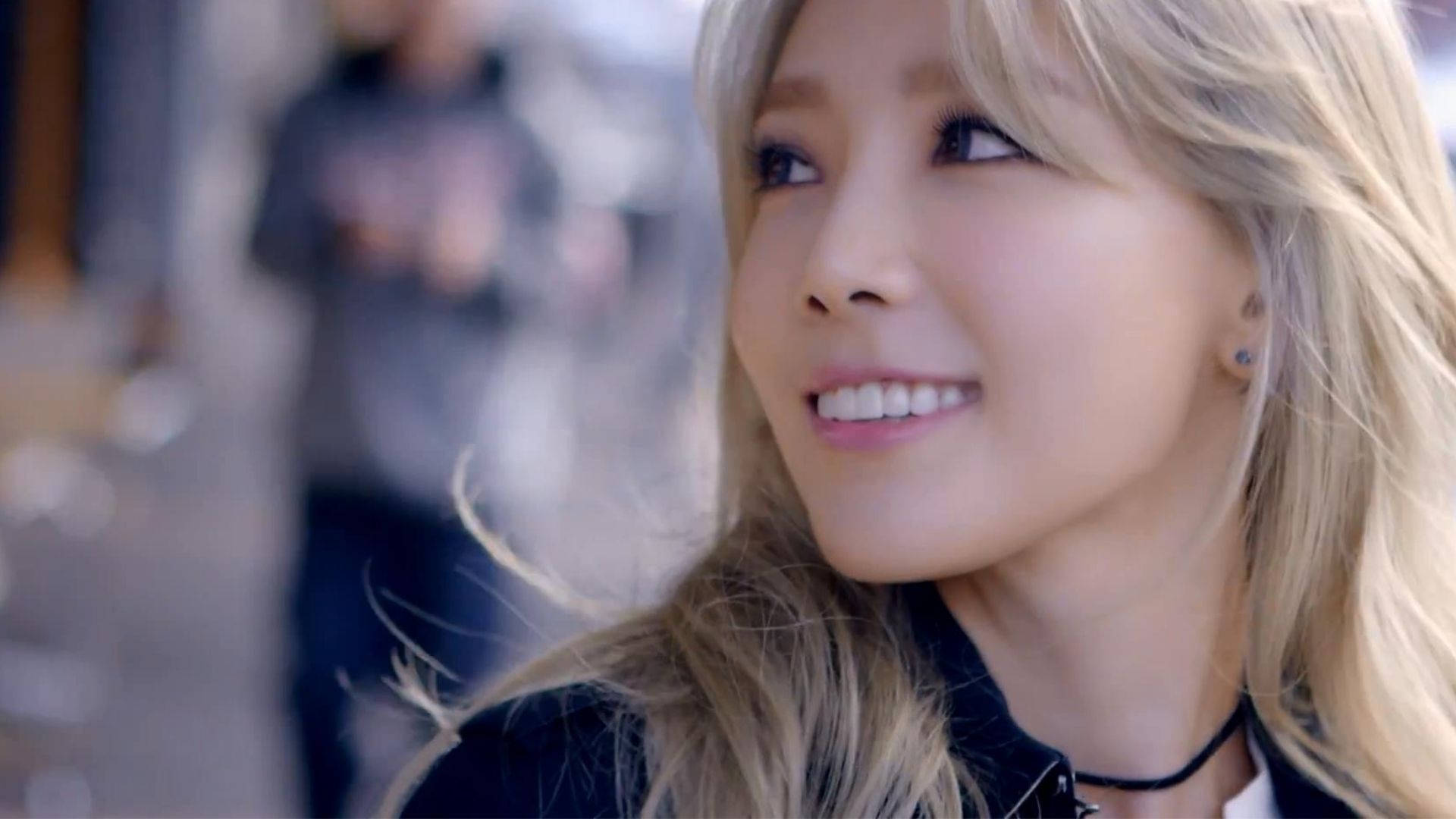 Taeyeon, blonde woman, soft lighting, Full HD Desktop Wallpaper
