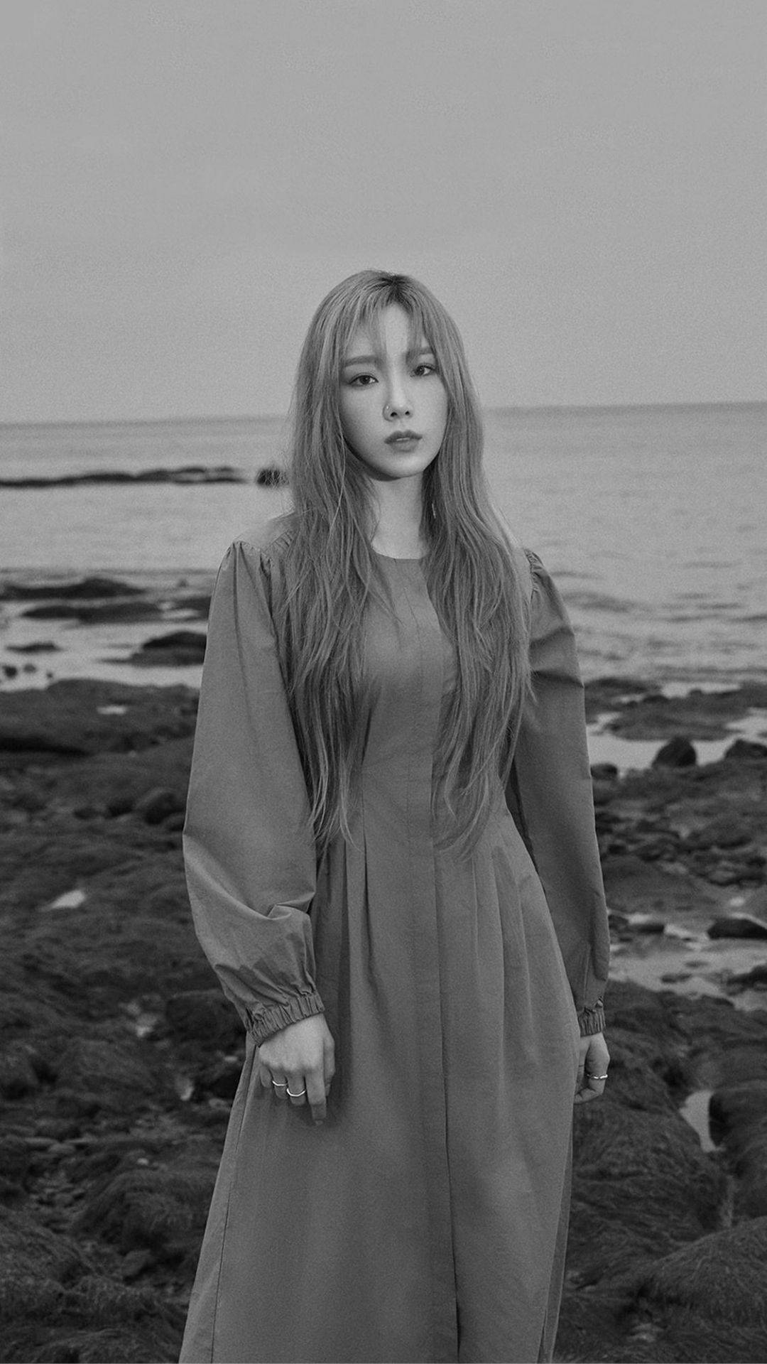 Taeyeon, long dress, rocky shoreline, Full HD Phone Wallpaper