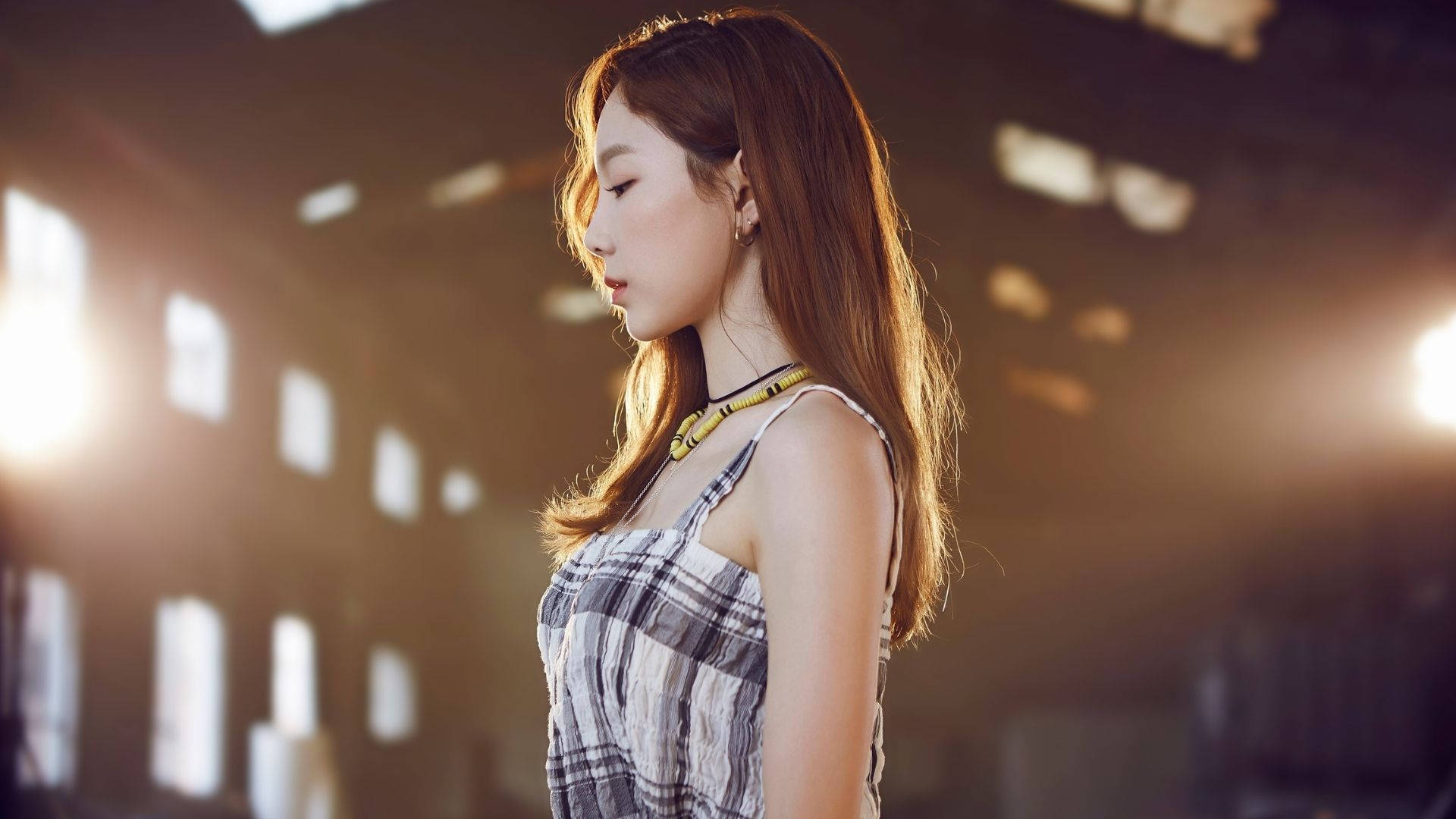 Taeyeon, long brown hair, sunlit industrial building, Full HD Desktop Wallpaper
