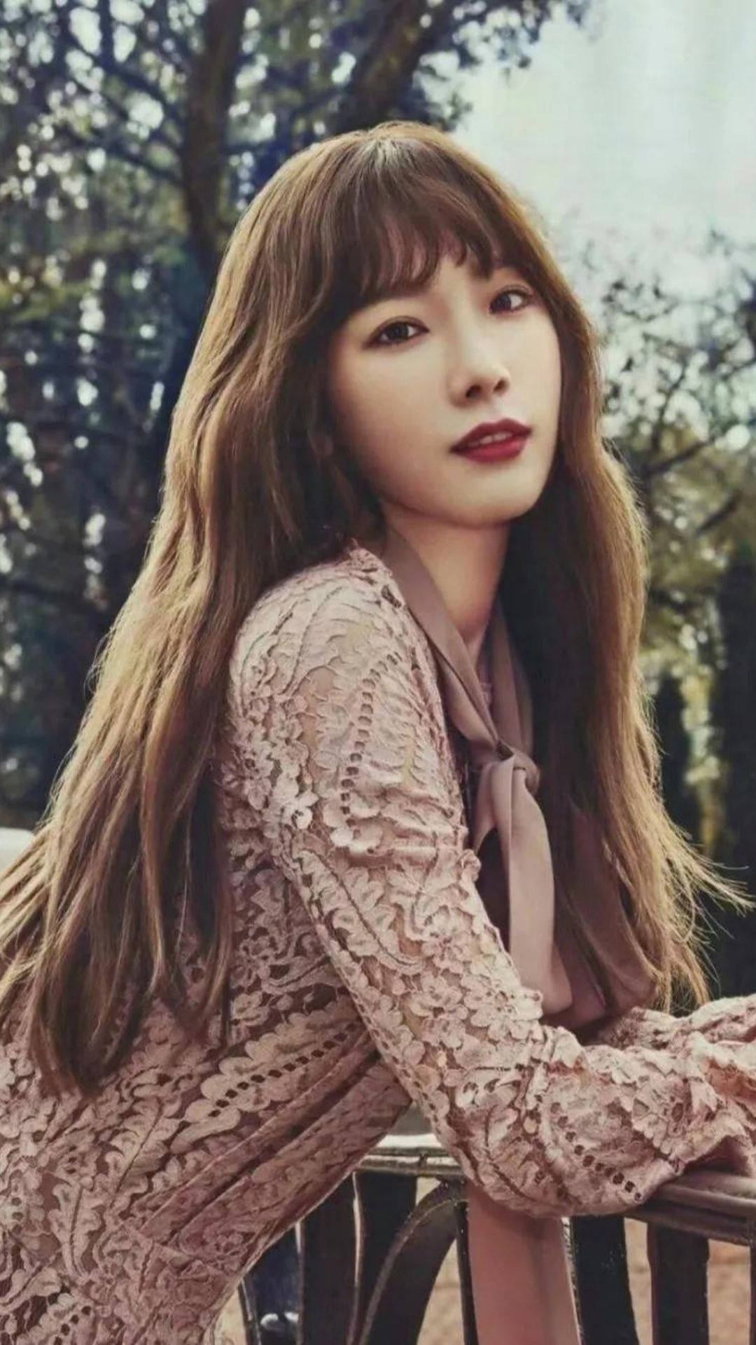 Taeyeon, long brown hair, red lips, Full HD Phone Wallpaper