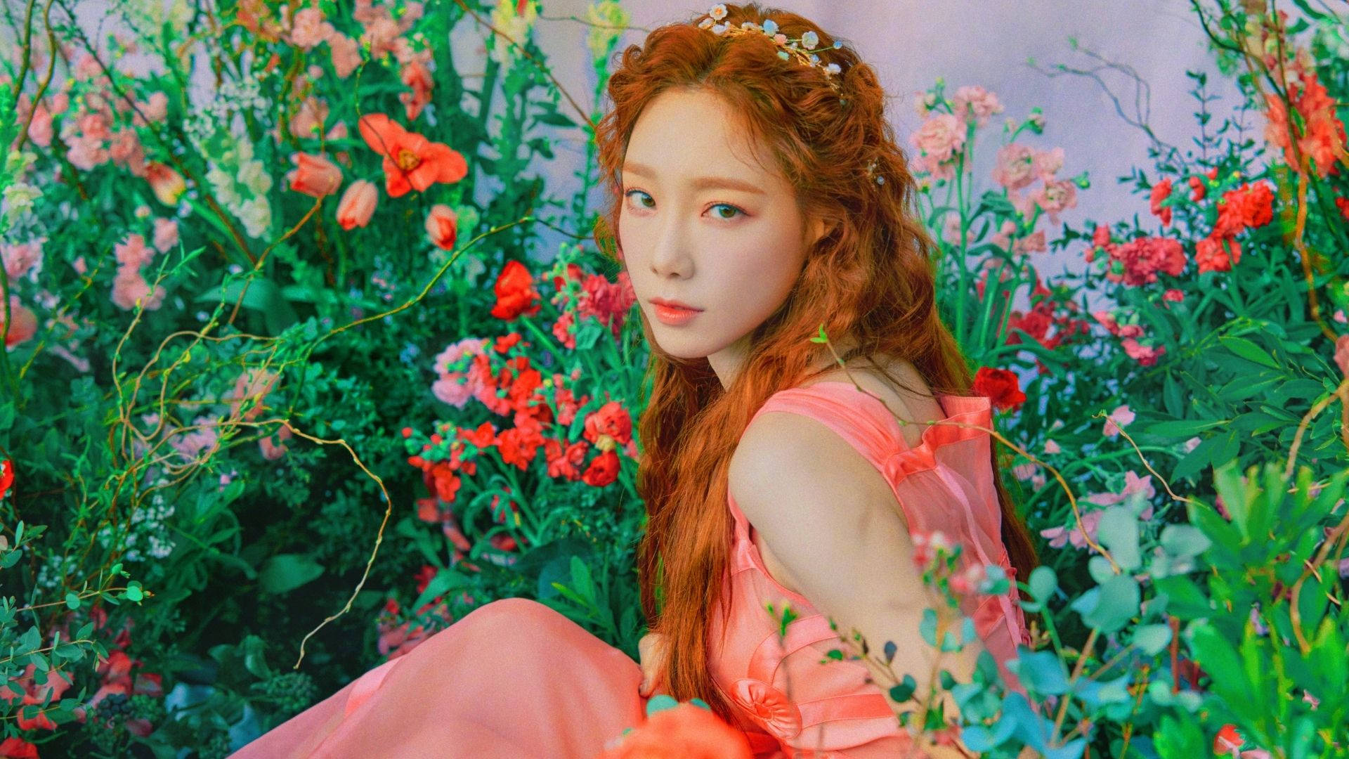 Taeyeon, red hair, floral crown, Full HD Desktop Wallpaper